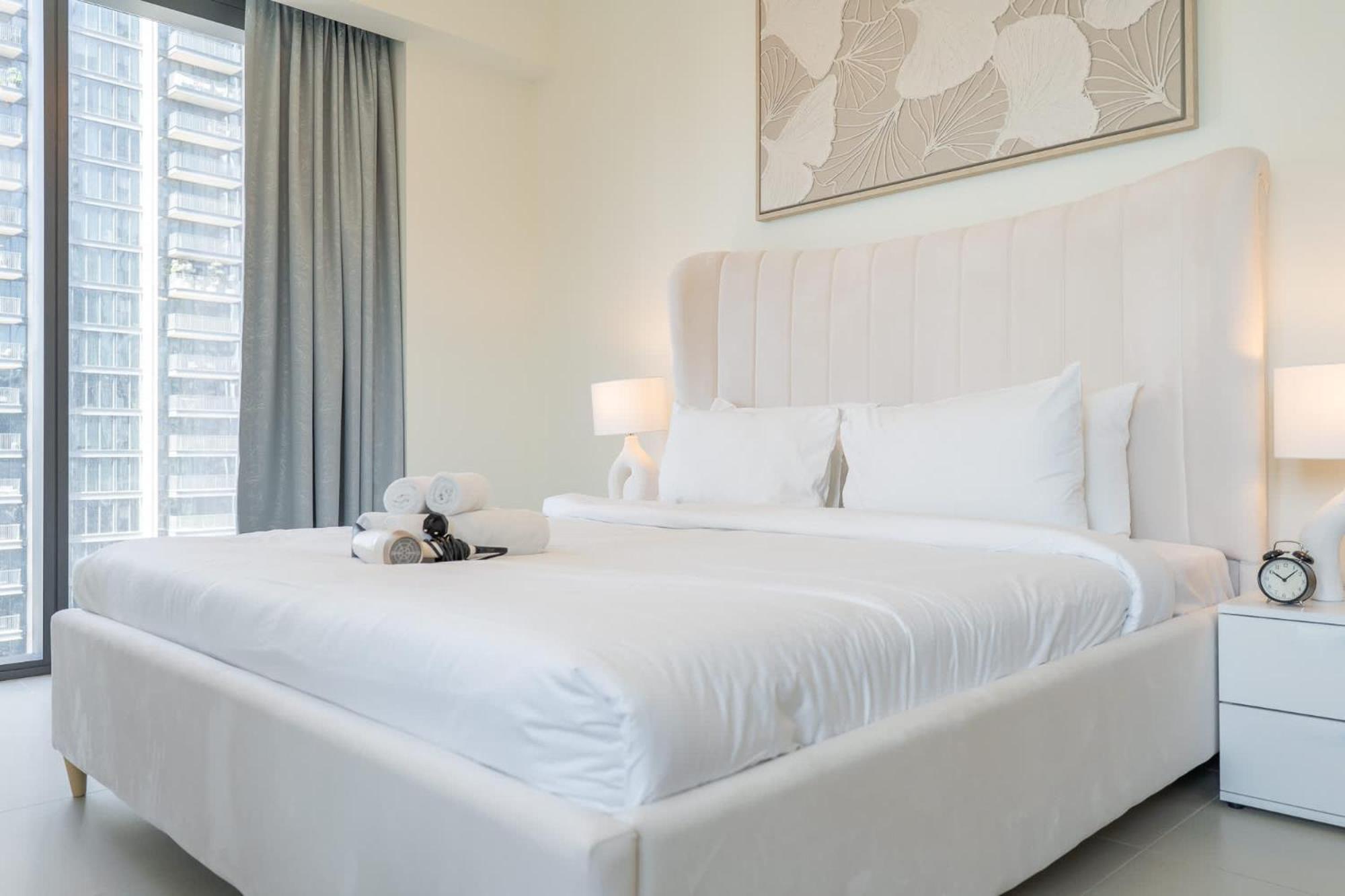 Full Luxury In 2 Bedroom With Skycraper Views