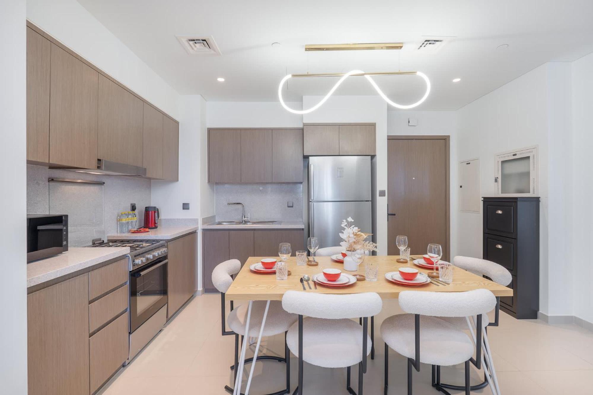 Full Luxury In 2 Bedroom With Skycraper Views Apartment