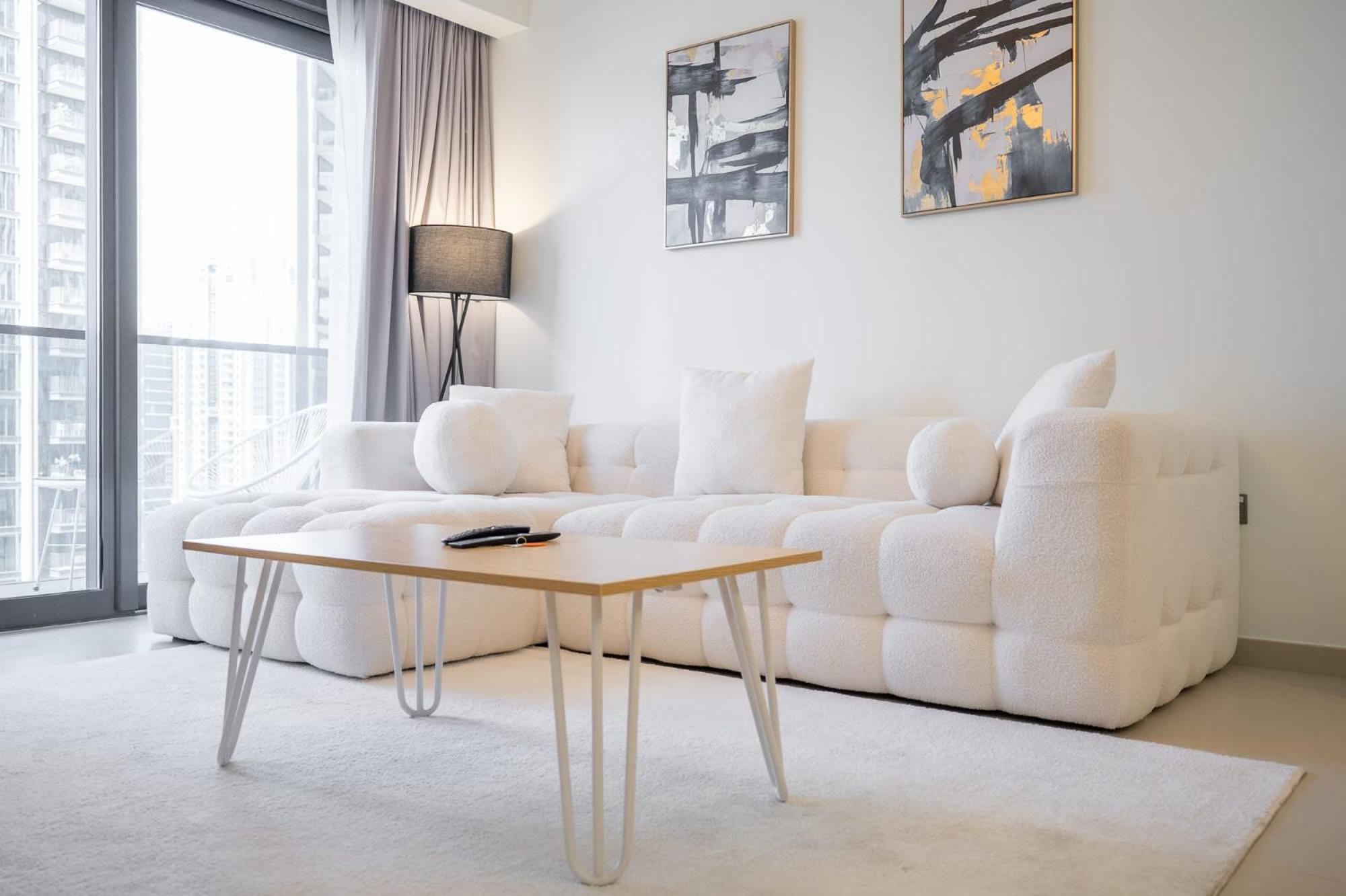 Full Luxury In 2 Bedroom With Skycraper Views Apartment