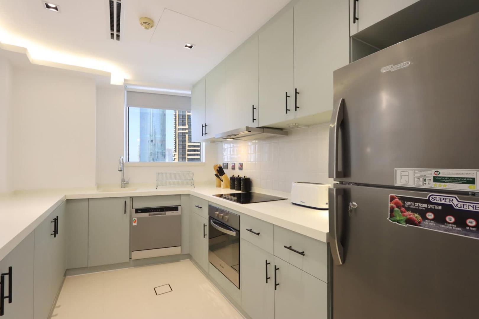 Livbnb-luxurious 1bhk In The Heart Of Marina Apartment