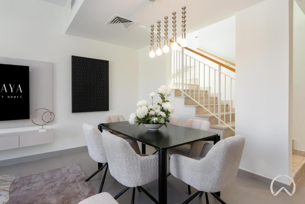 4br In Hills Estate Holiday home