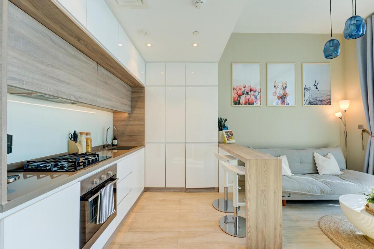 Higuest - New! Stunning Sea View Studio, Balcony, Pool