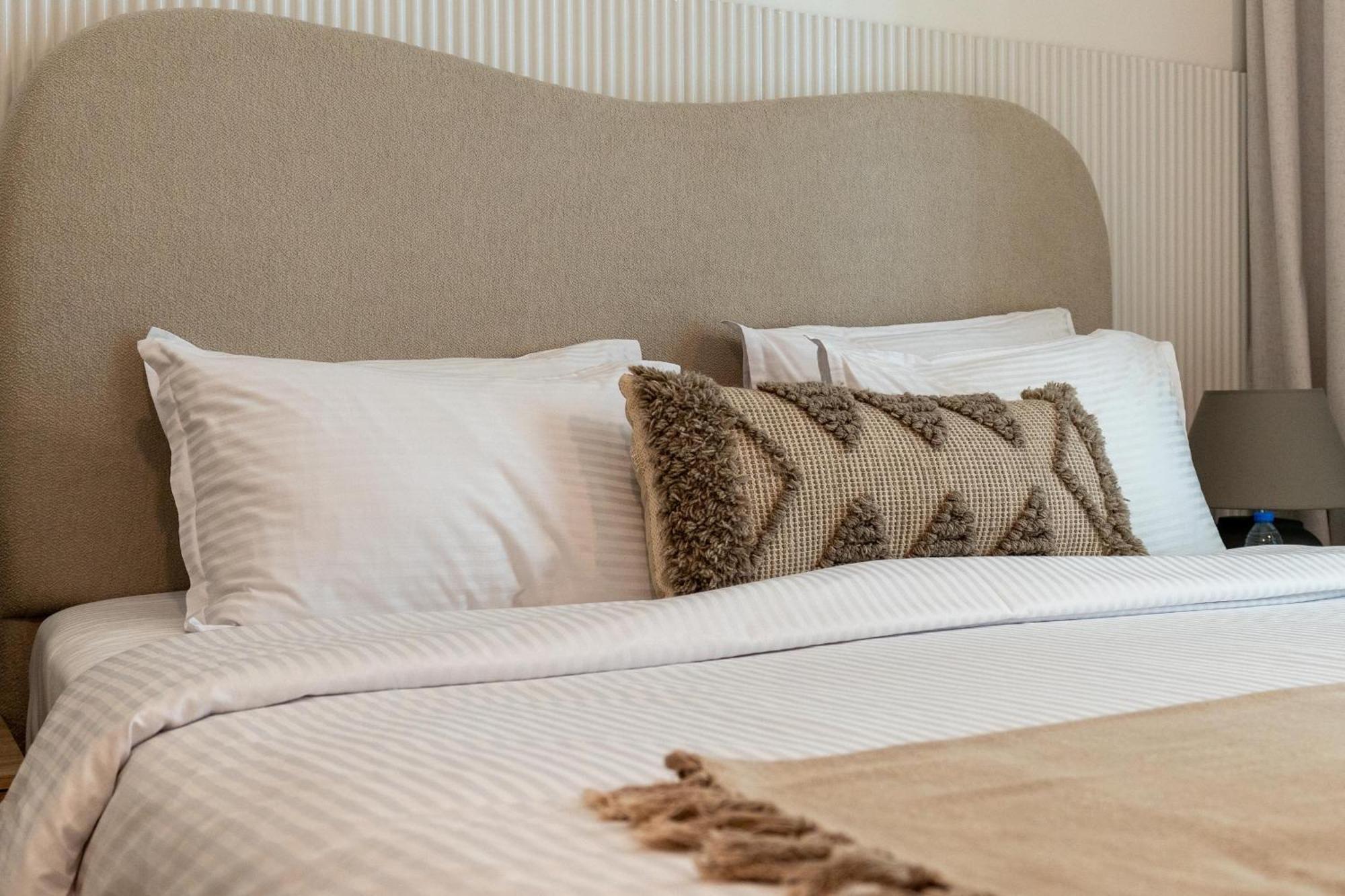 Bnbnova - Chic 1br - Prime Marina Location Apartment Dubai