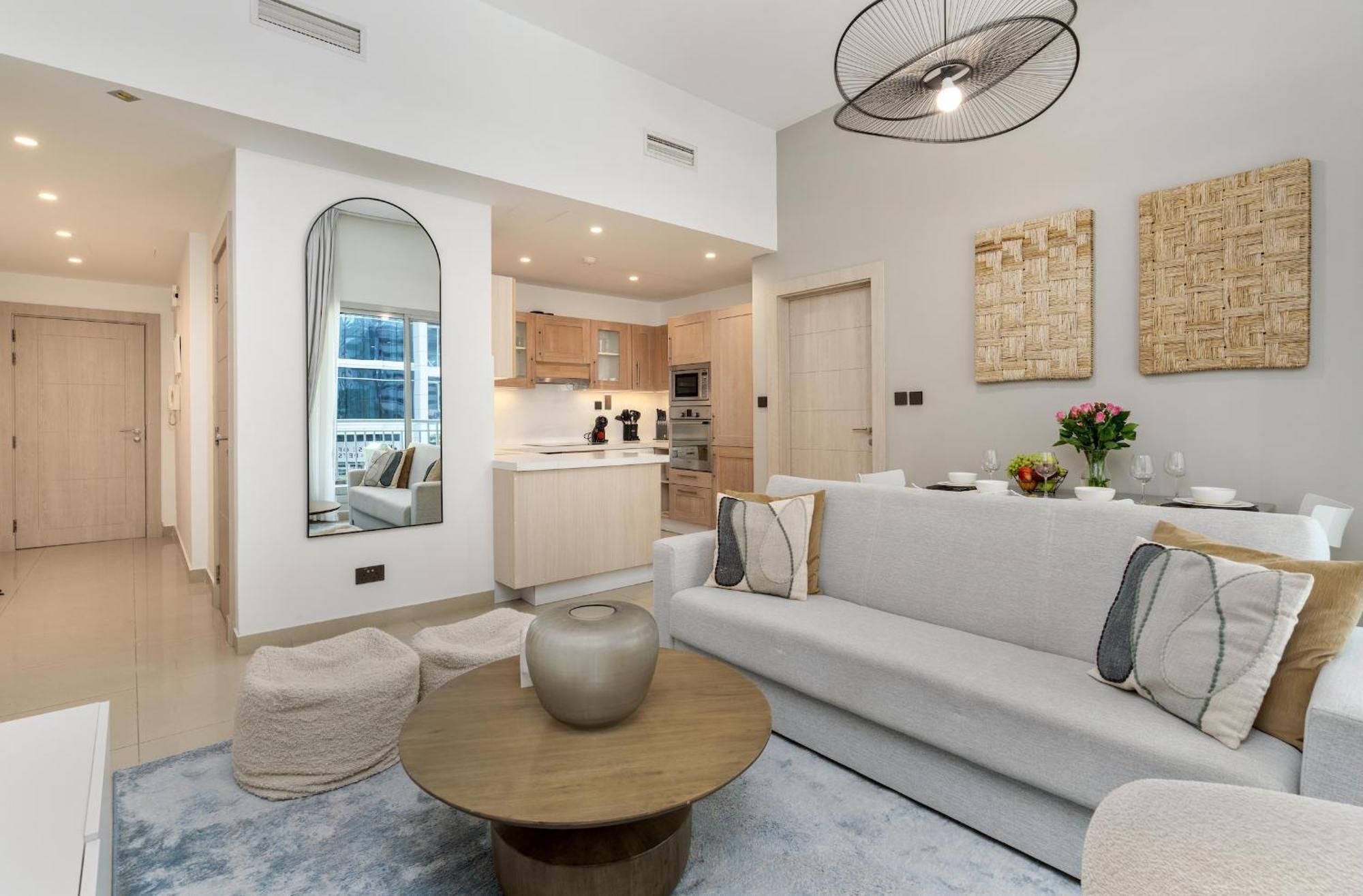 Bnbnova - Chic 1br - Prime Marina Location Apartment *