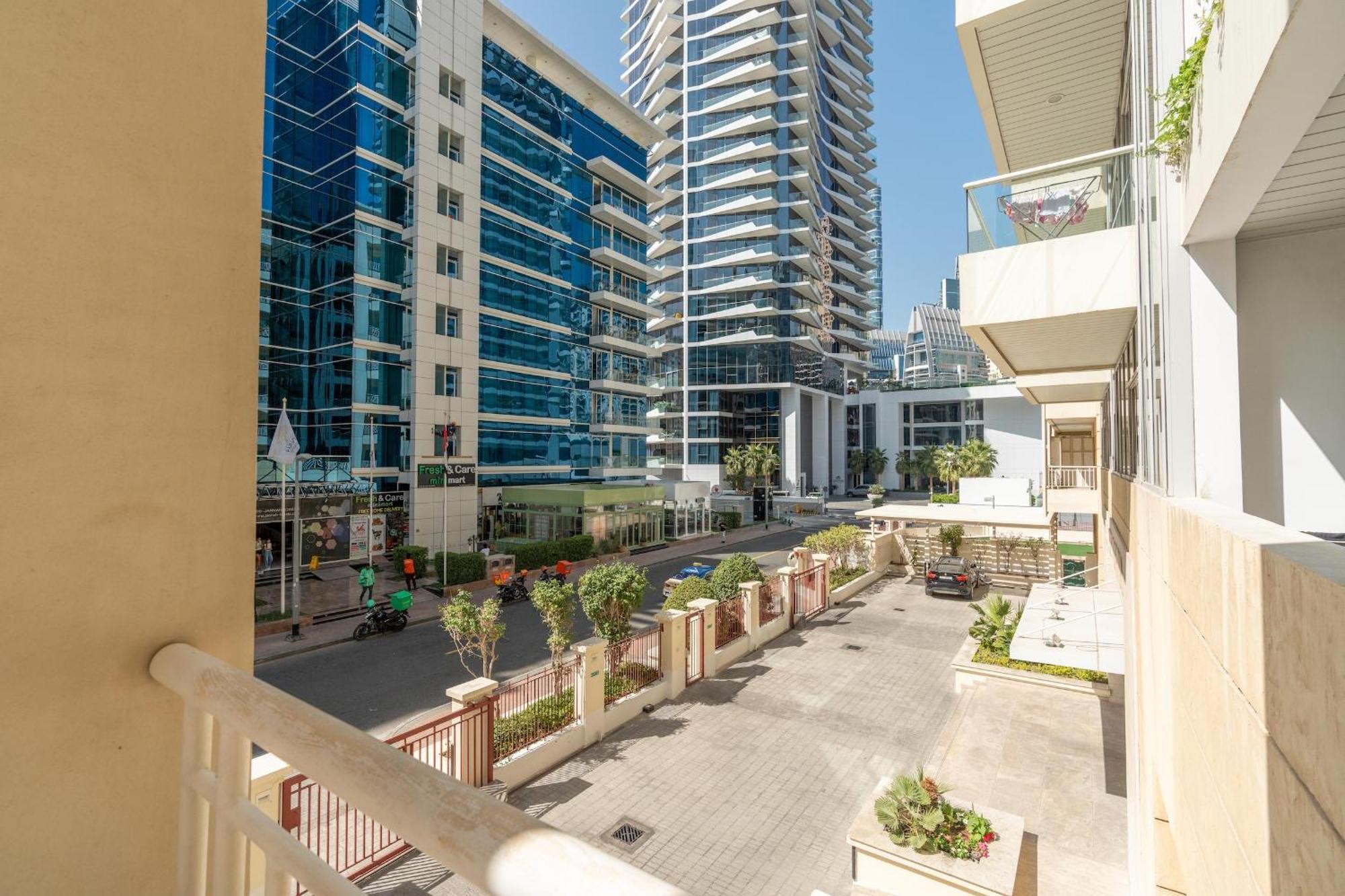 Bnbnova - Chic 1br - Prime Marina Location * Dubai