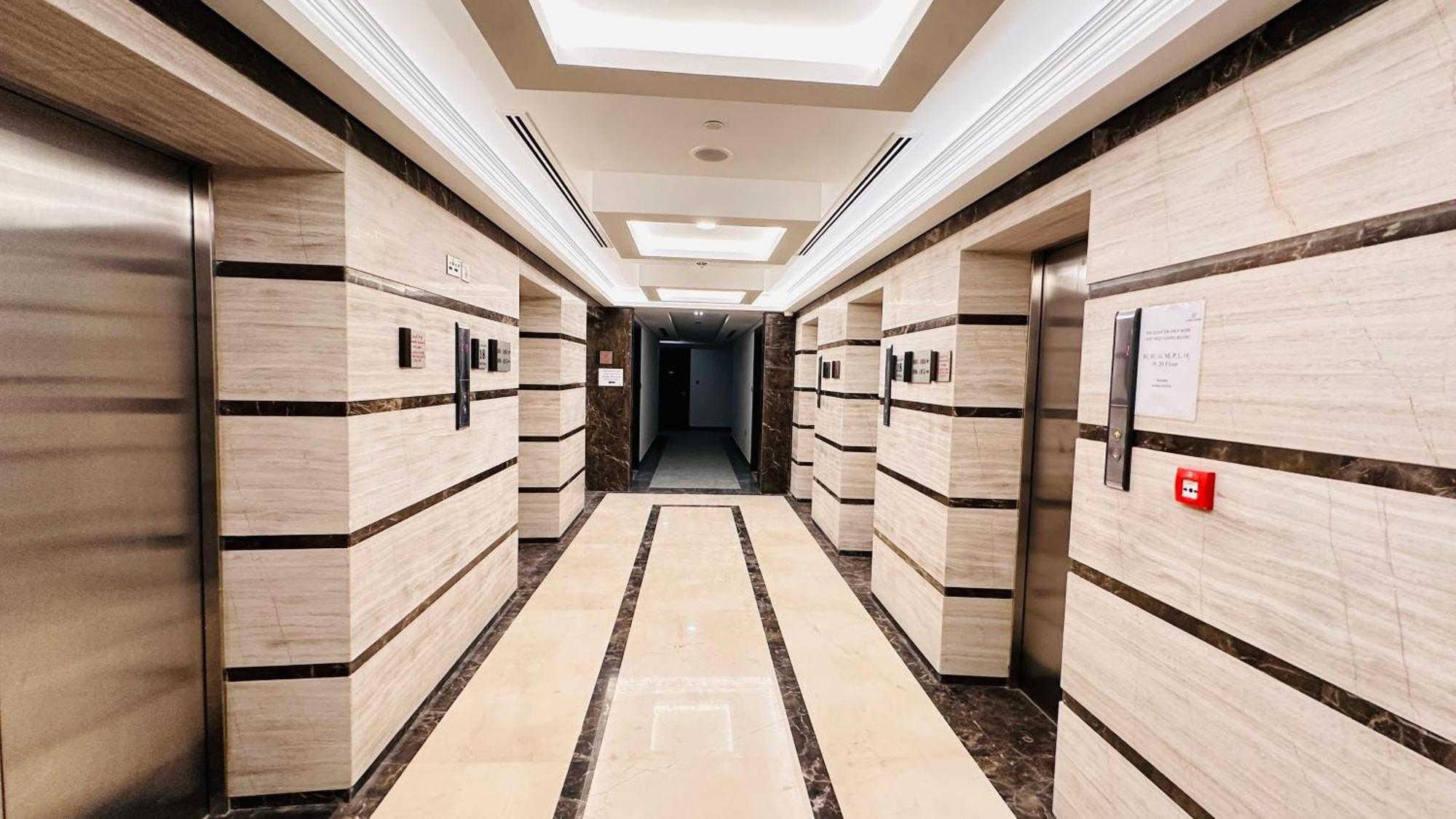 Upscale At Oval Tower Near Downtown With Balcony And Parking By Belvilla *