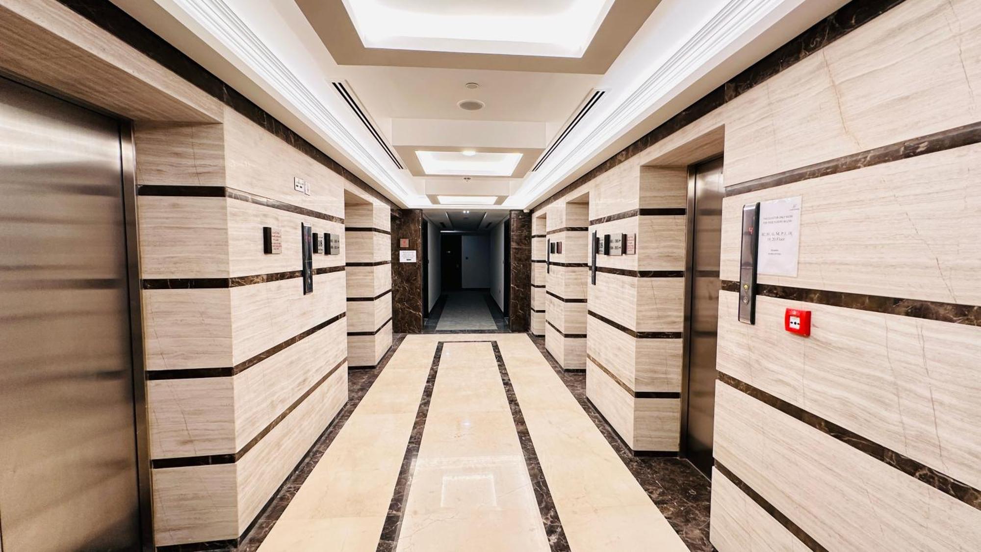 Hotel Upscale At Oval Tower Near Downtown With Balcony And Parking By Belvilla