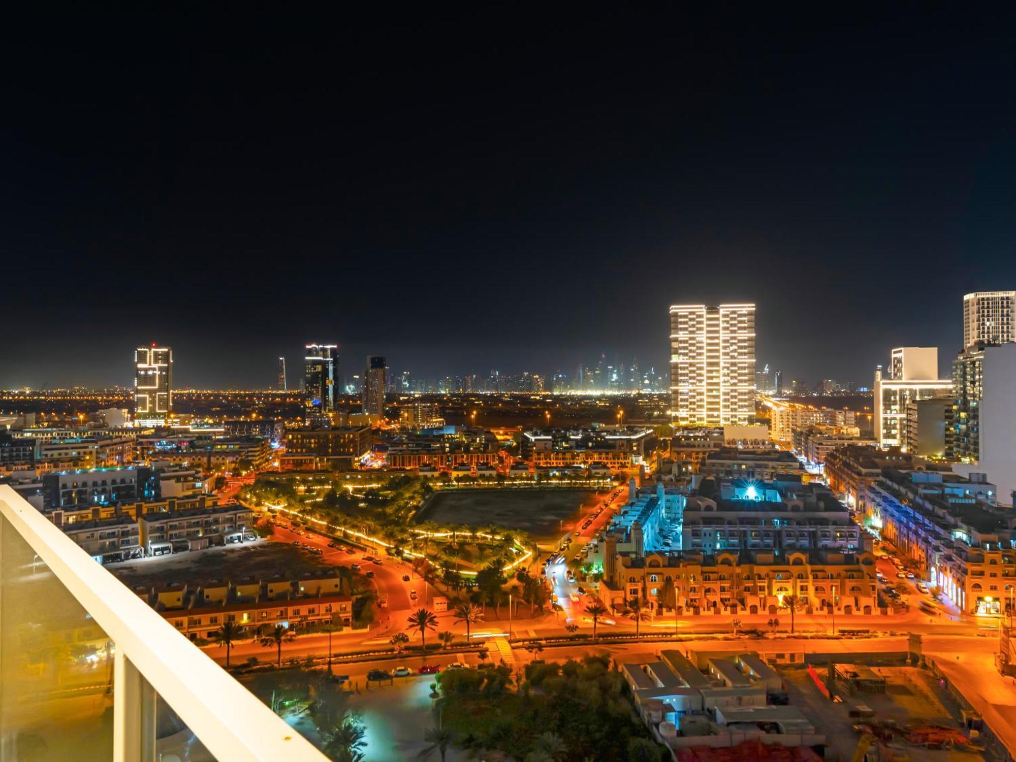 Smartstay At Zaya Hameni - Modern Luxury - Unique In Jvc Apartamento Dubai