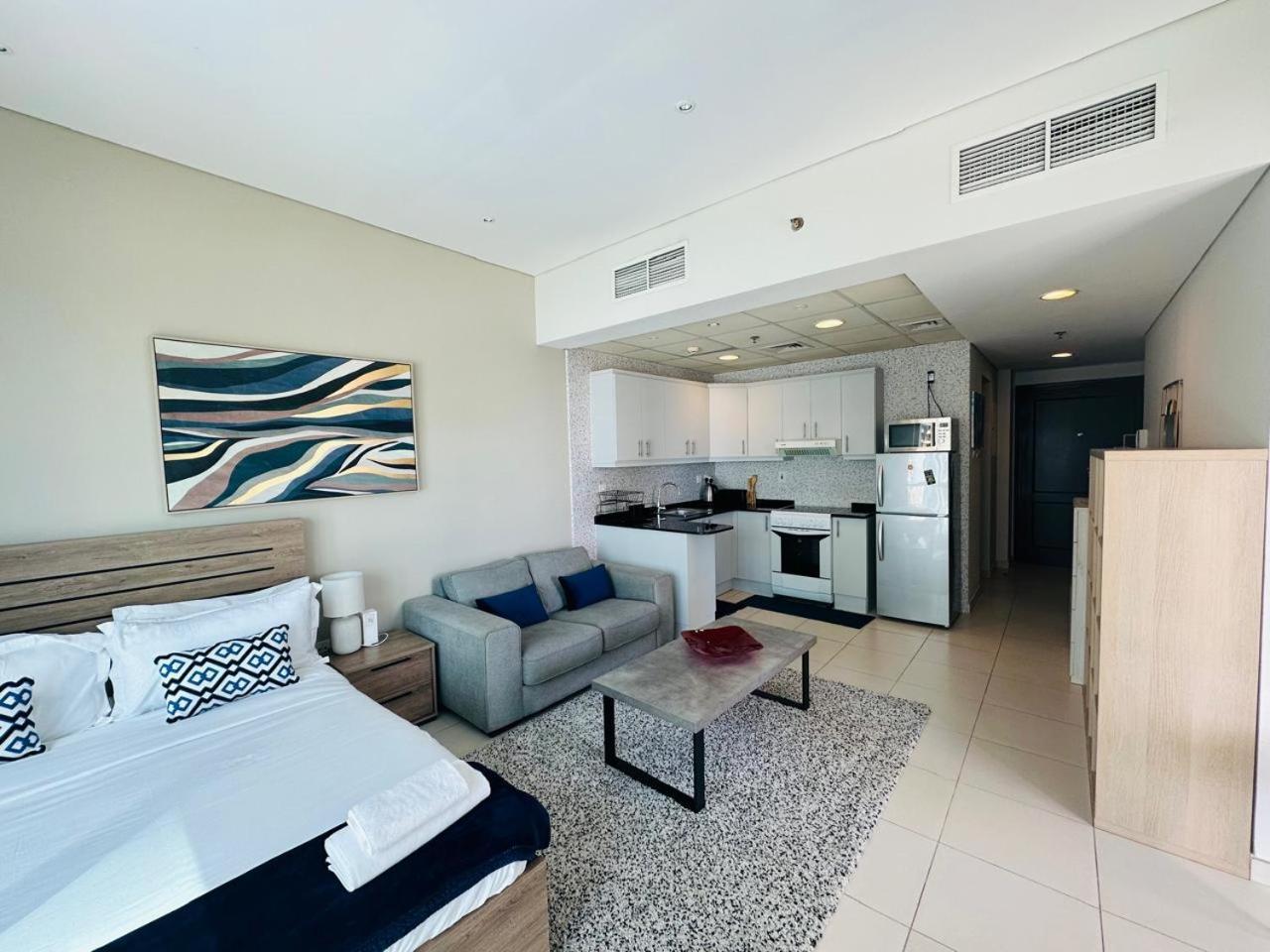Sunrise Homes - Near Jbr With Huge Balcony - Harbour Views * Dubai