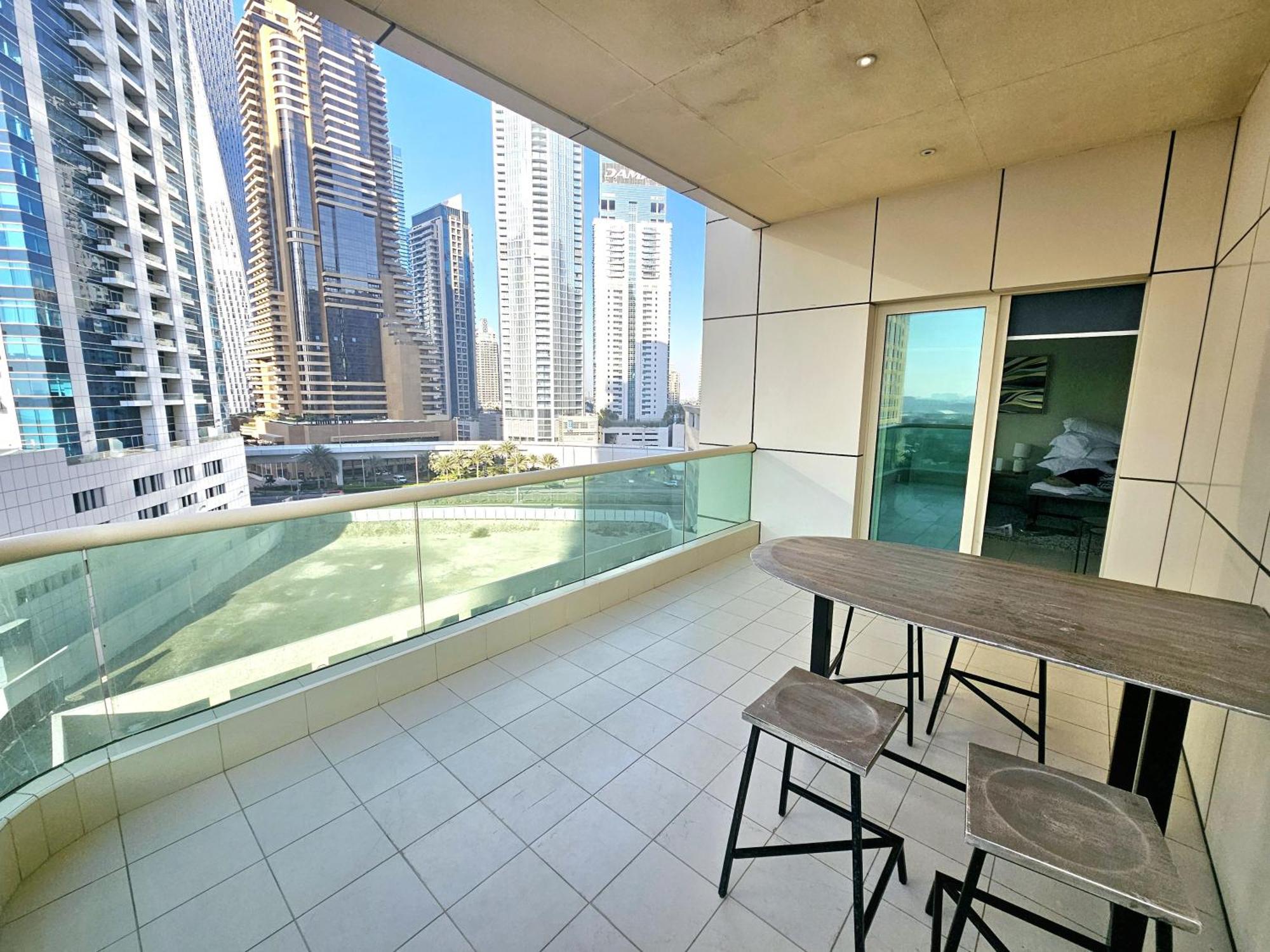 Apartment Sunrise Homes - Near Jbr With Huge Balcony - Harbour Views