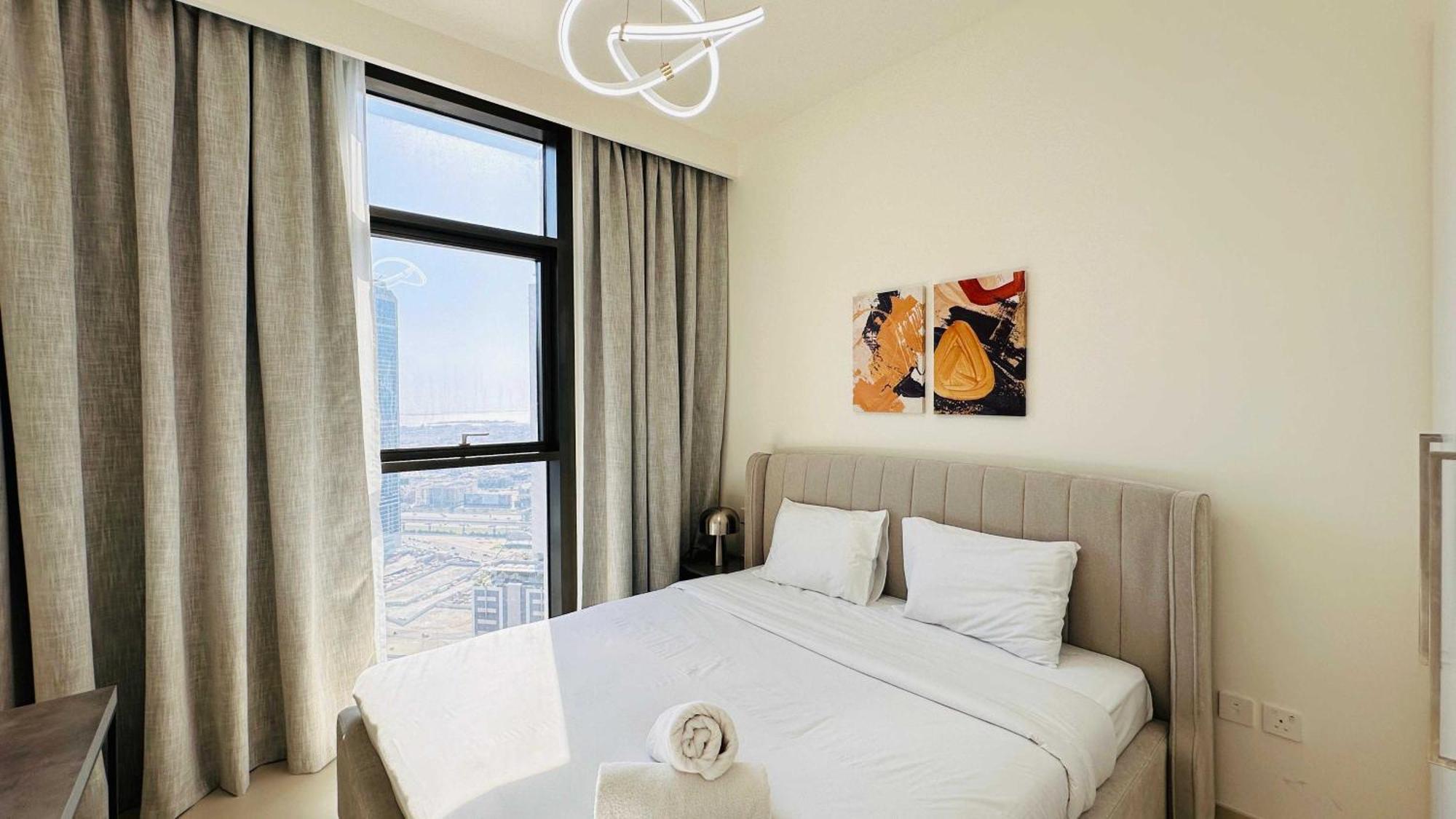 Oyo 1350 Premium 1-bed Burj Crown Daire