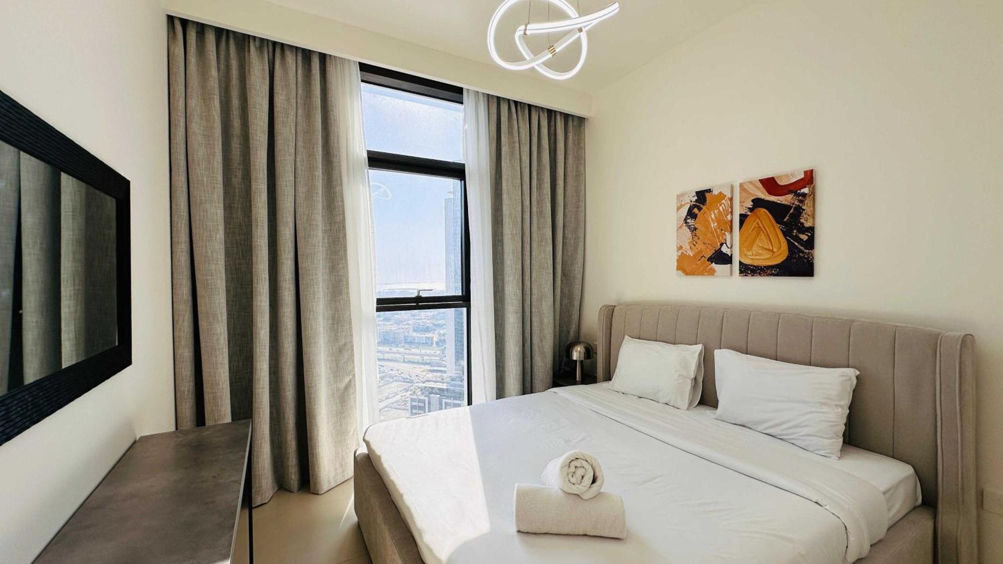 Oyo 1350 Premium 1-bed Burj Crown Daire