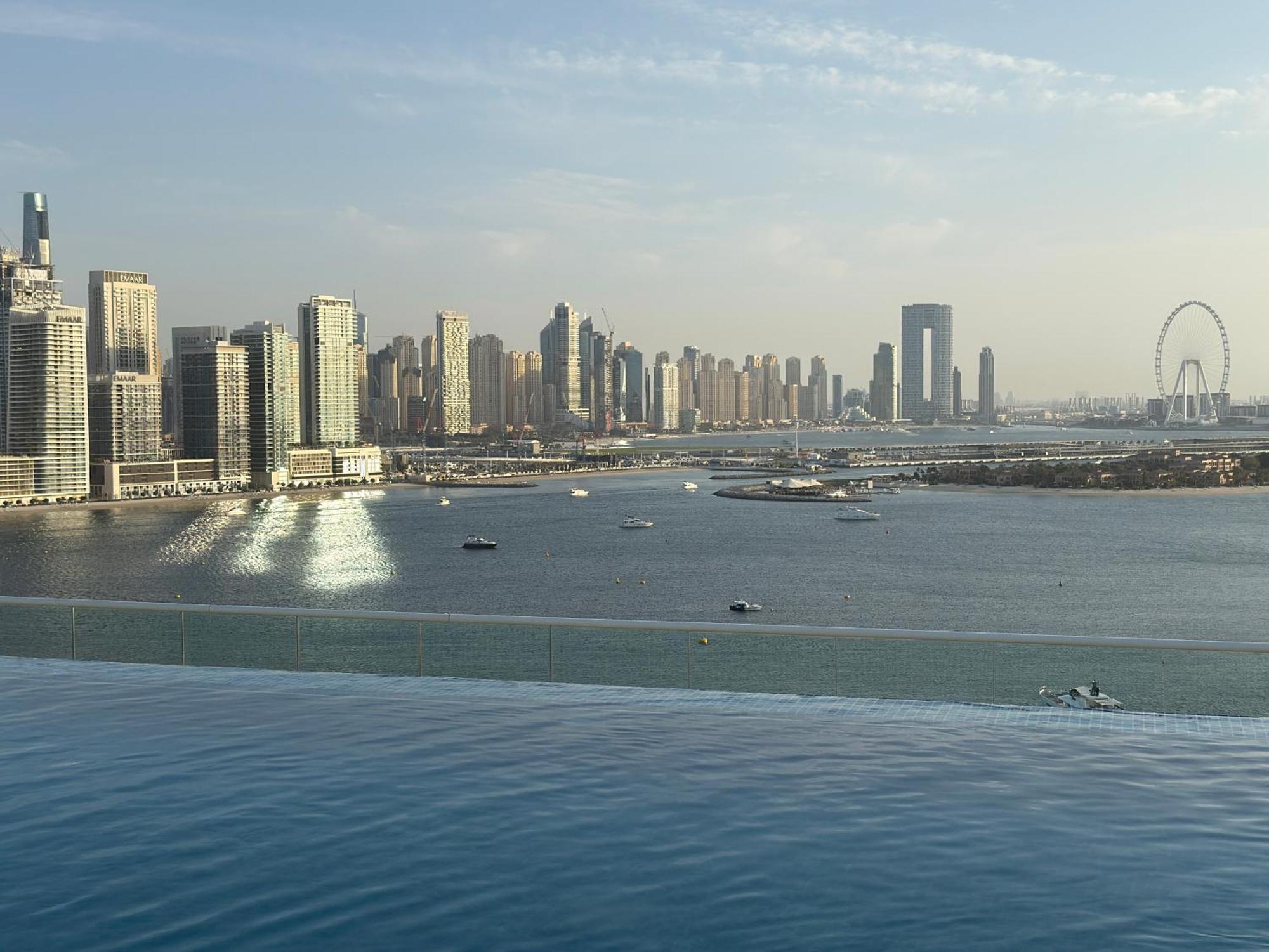 Sevenpalm 2br Seaview Rooftoppool Privbeach Daire Dubai