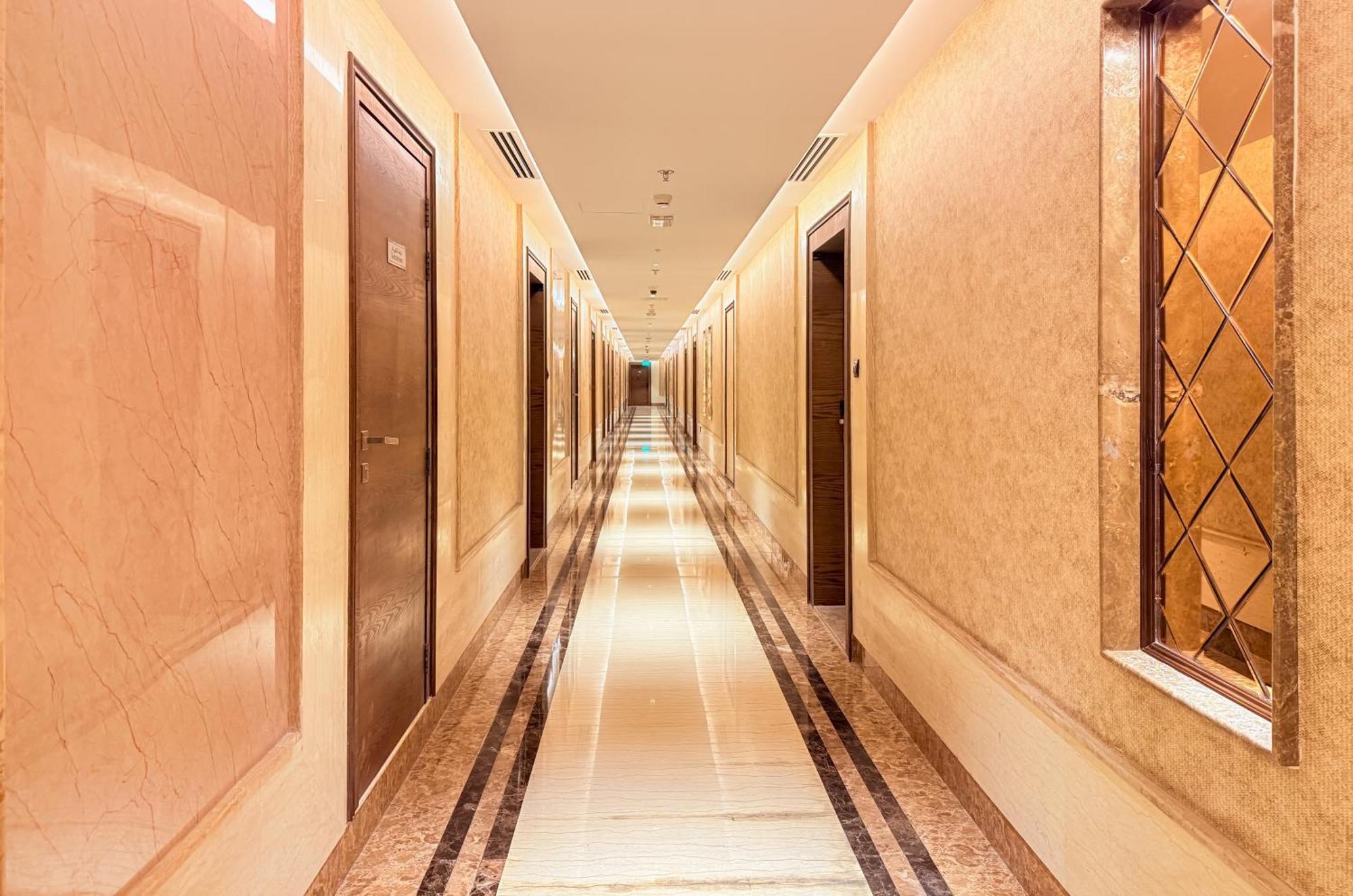 1bhk , 5 Mins From Dxb Airport & Metro *