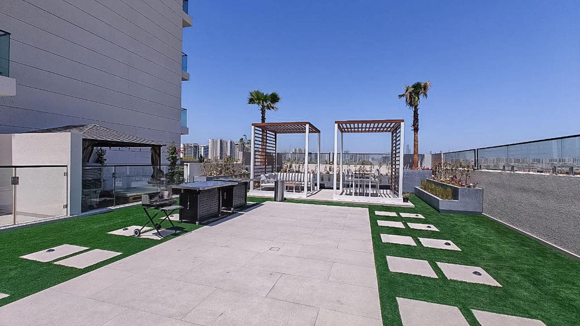 Apartment A Prime That Sleeps 2 In Jebel Ali *