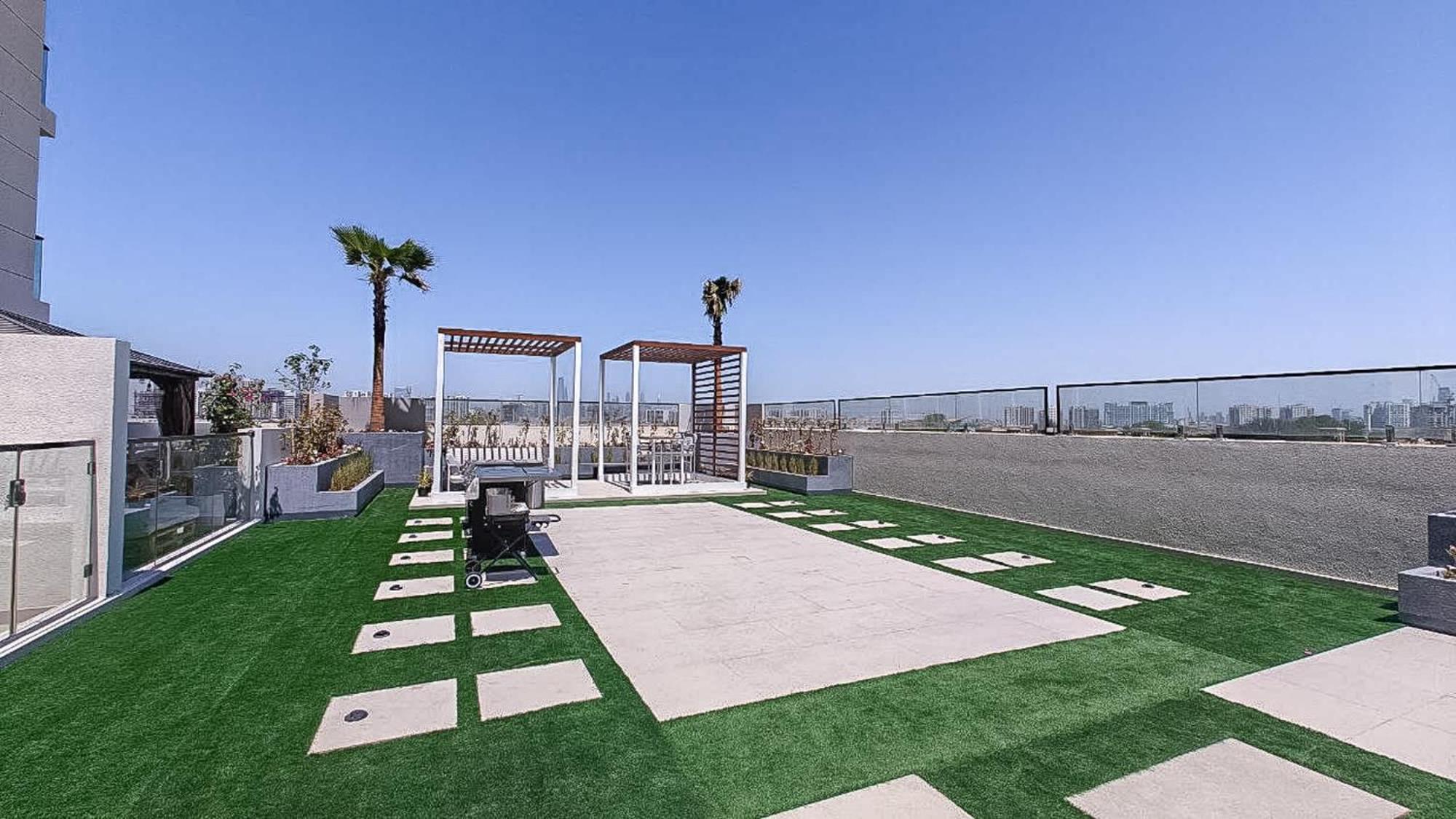 Apartment A Prime That Sleeps 2 In Jebel Ali Dubai