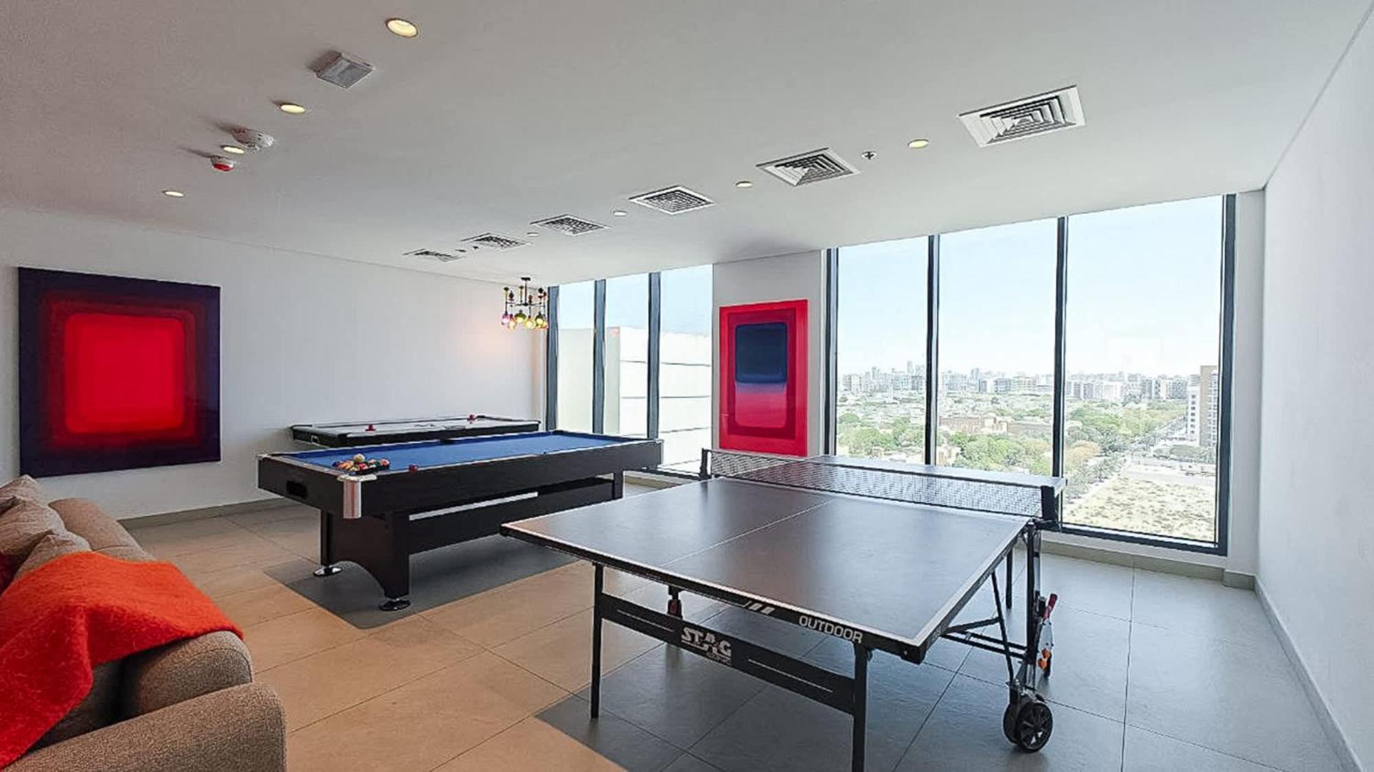 A Prime That Sleeps 2 In Jebel Ali Apartment