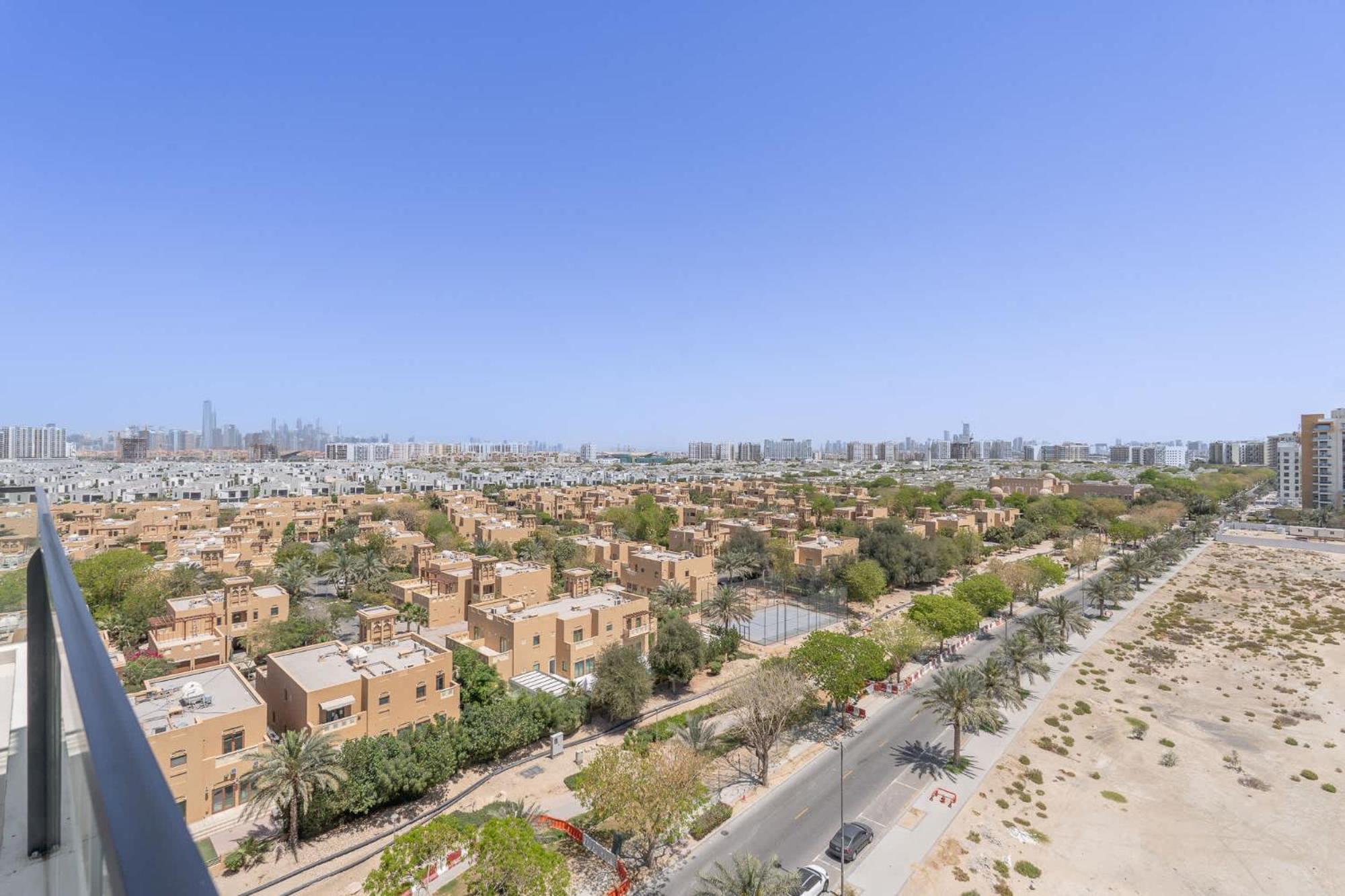 A Prime That Sleeps 2 In Jebel Ali Apartment *