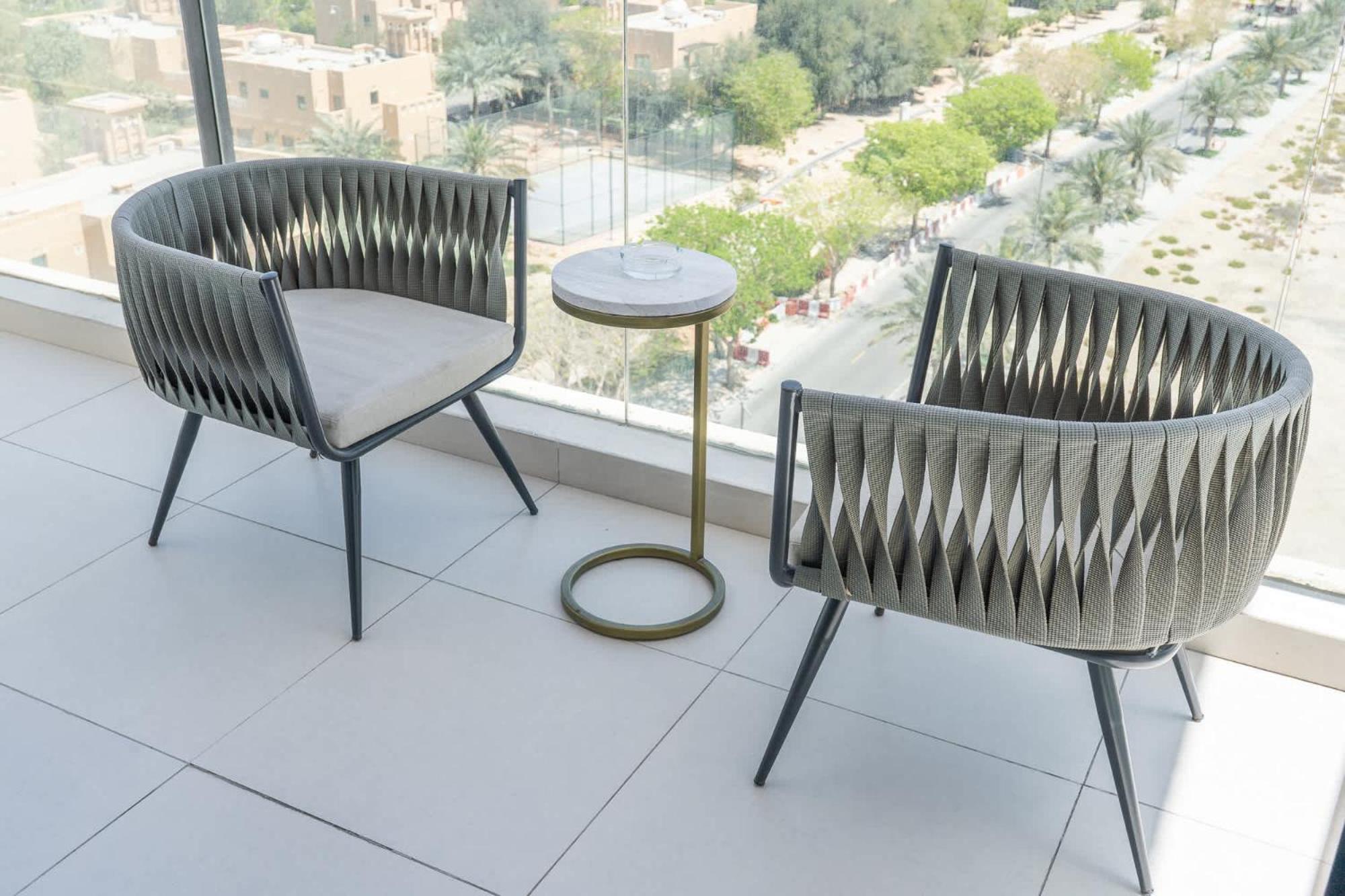 Apartment A Prime That Sleeps 2 In Jebel Ali