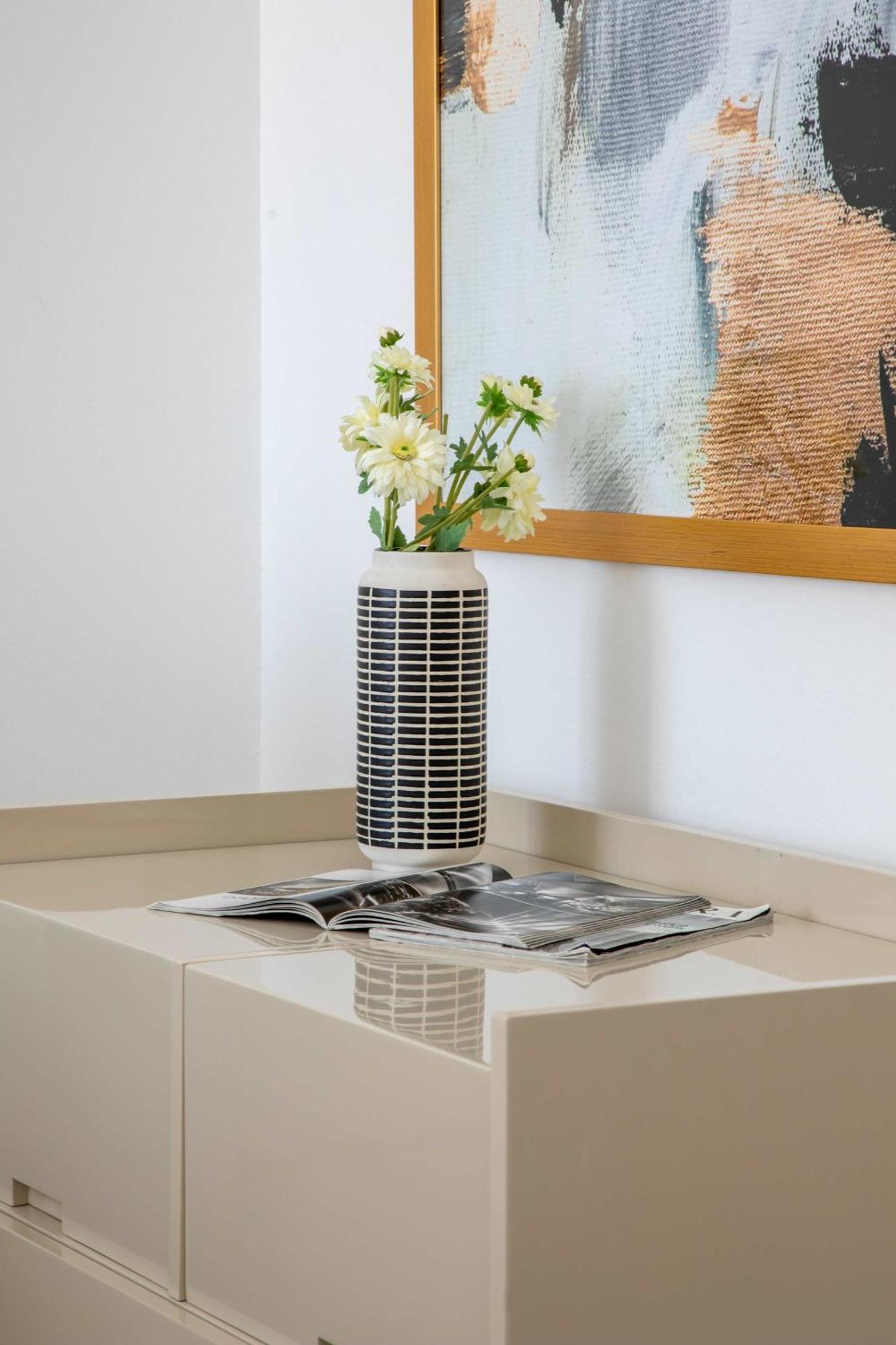 Apartment Frank Porter - Al Yass Tower *