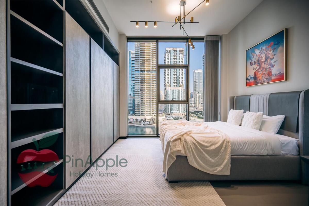 Mbl Royal Live 2br And Maid *