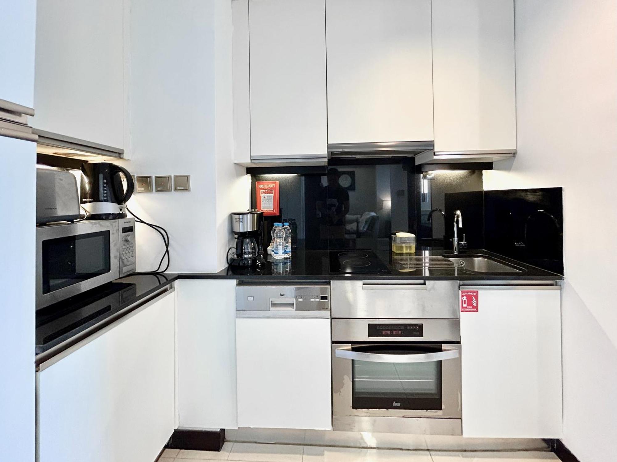 Apartment Cosmos Living Jw Marina