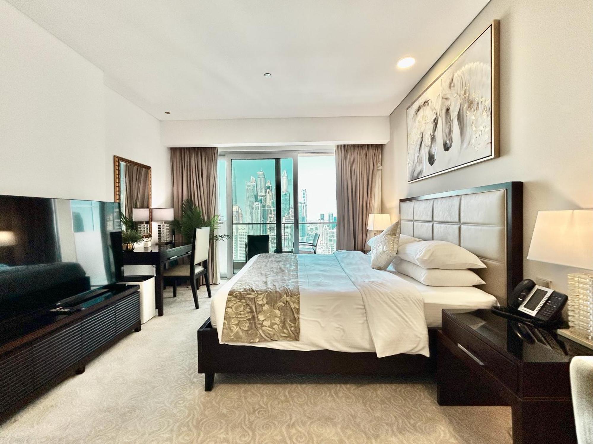 Cosmos Living Jw Marina Apartment