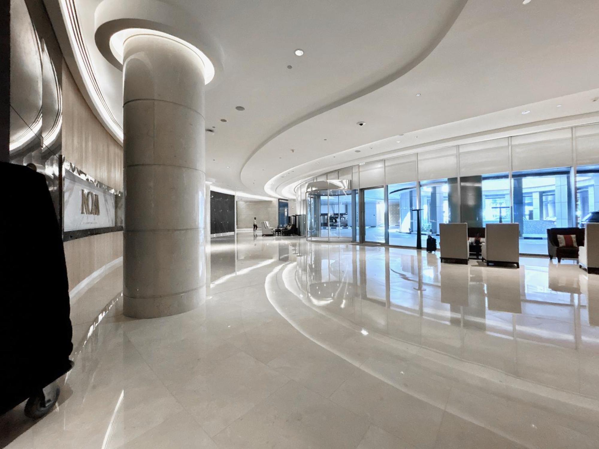 Cosmos Living Jw Marina Dubai