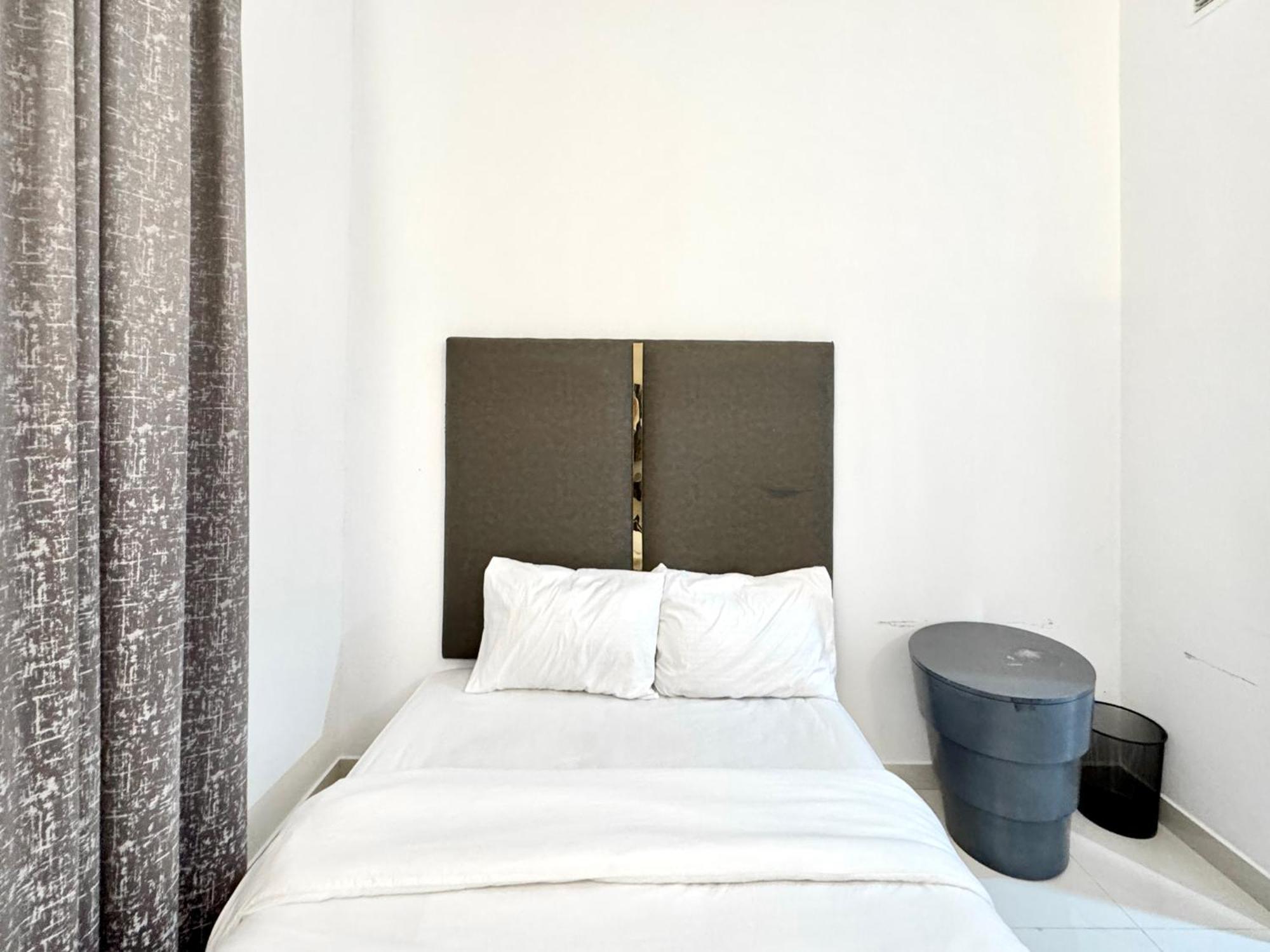 Al Manara Classic Cozy Apartamento Dubai
