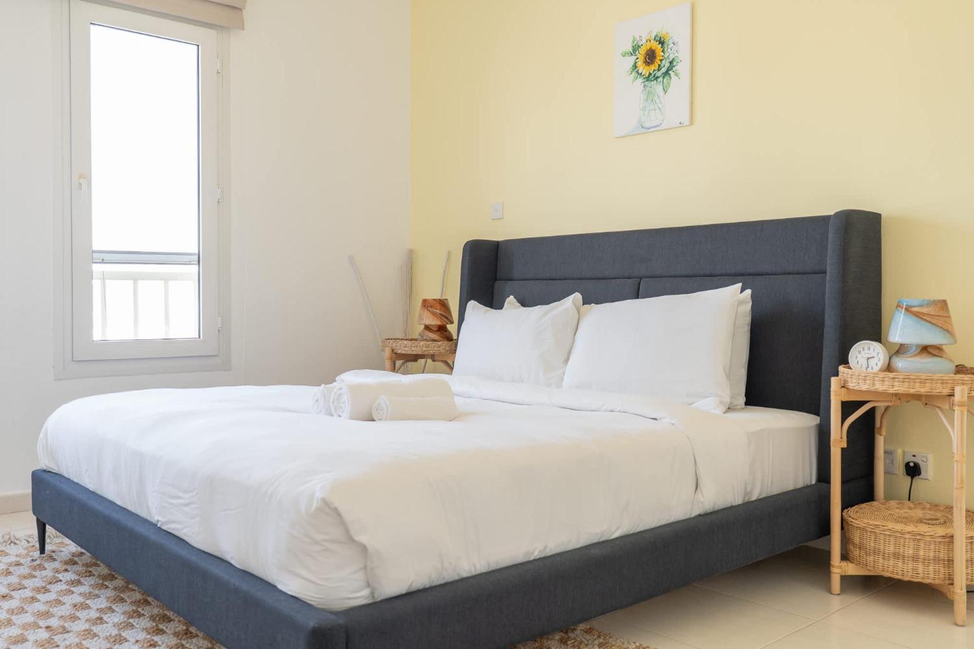 Villa Emirates Living's Fascinating For Everyone *
