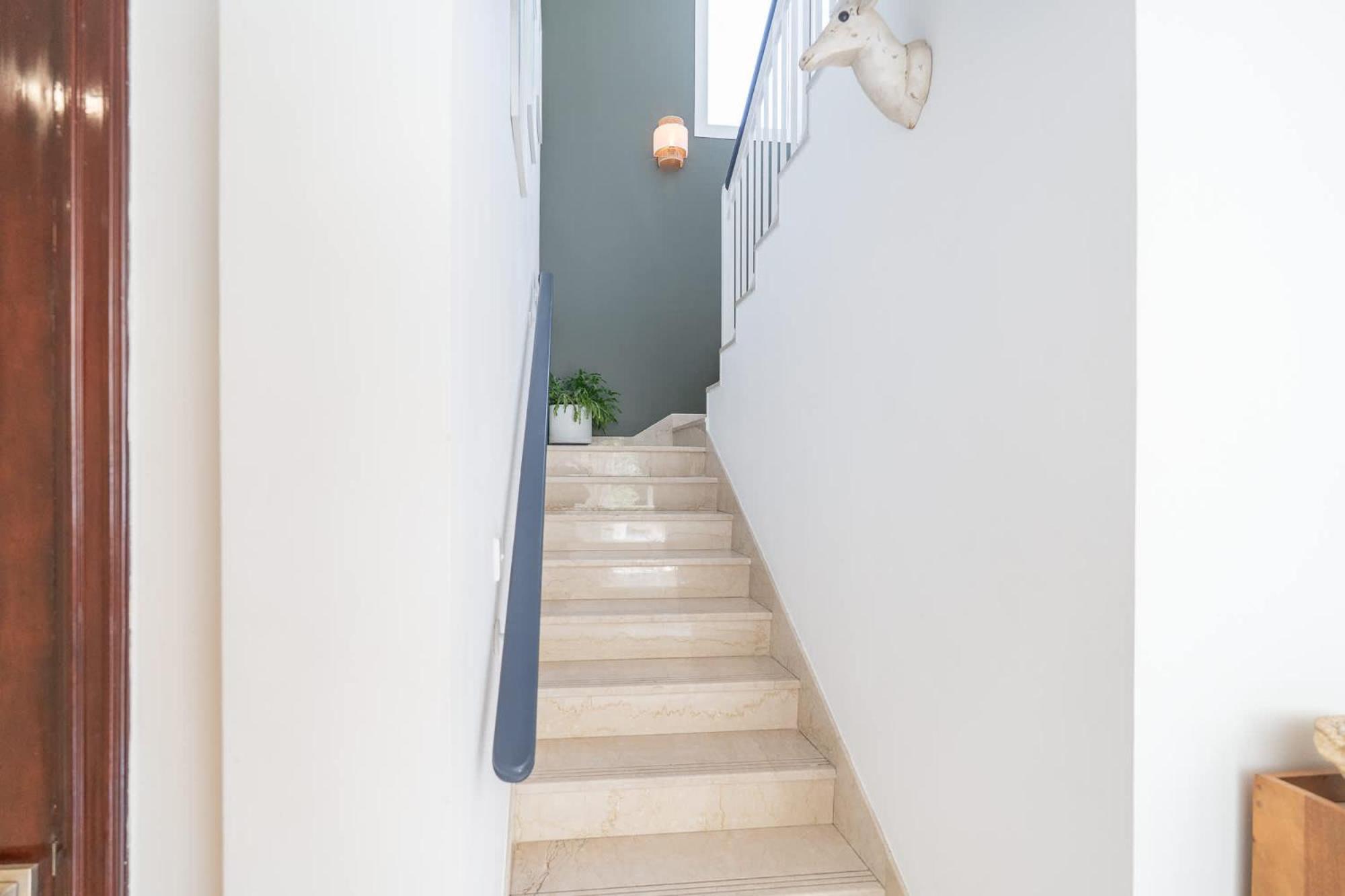 Villa Emirates Living's Fascinating For Everyone *