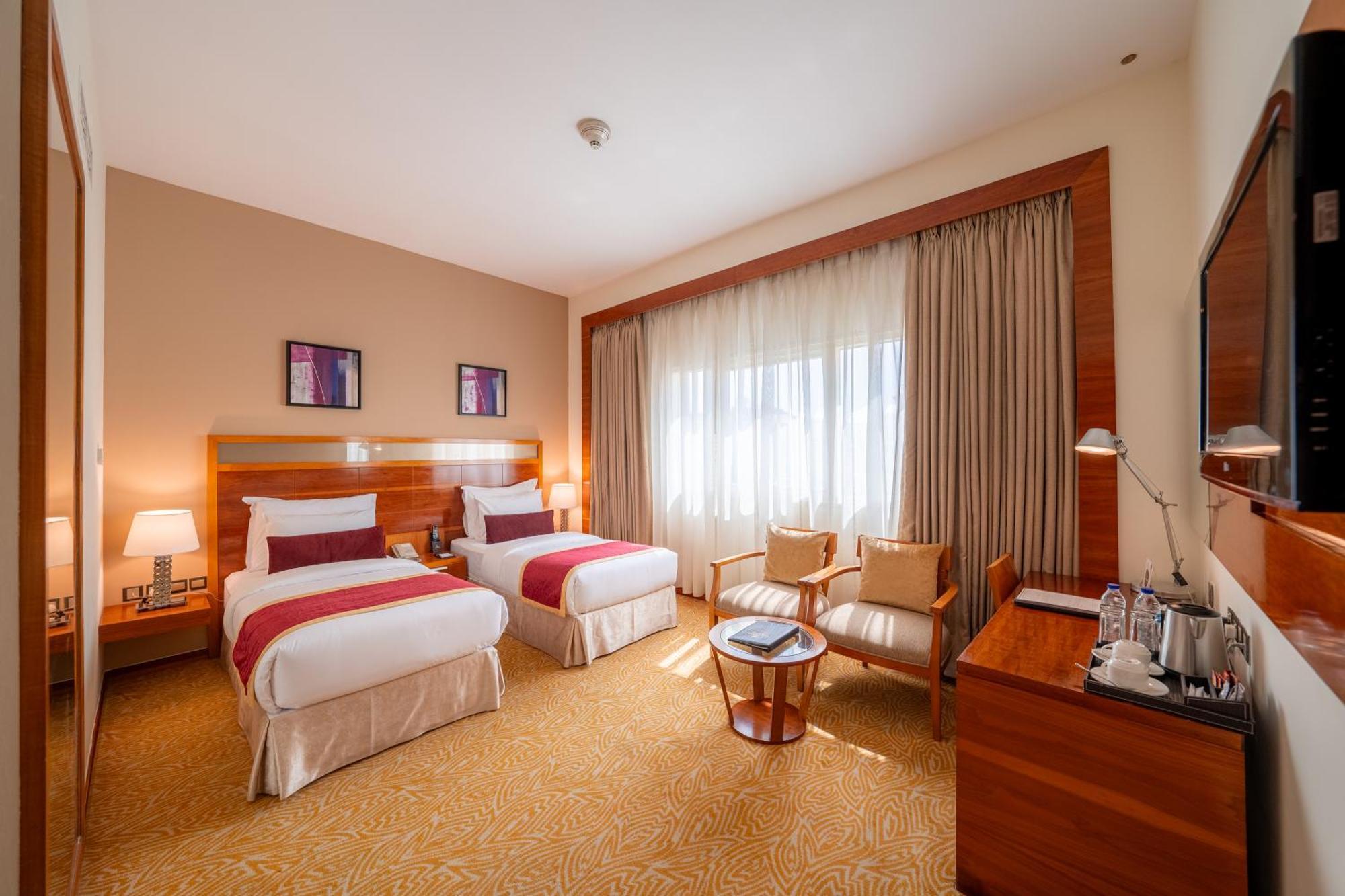 Landmark Grand 4*