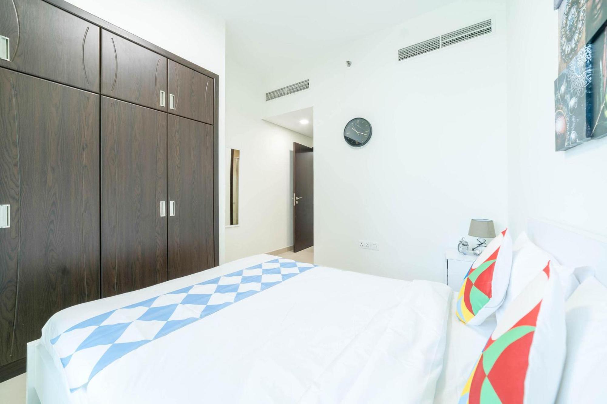 Oyo 589 Najma Tower, Two Bedrooms Apartments, Sports *