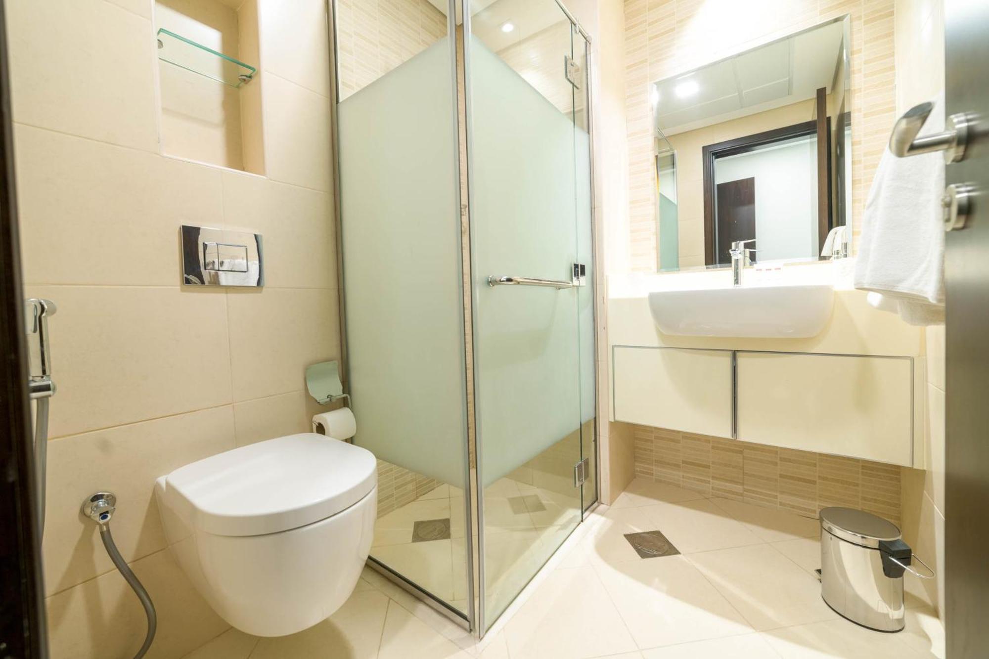 Oyo 589 Najma Tower, Two Bedrooms Apartments, Sports Guest house *