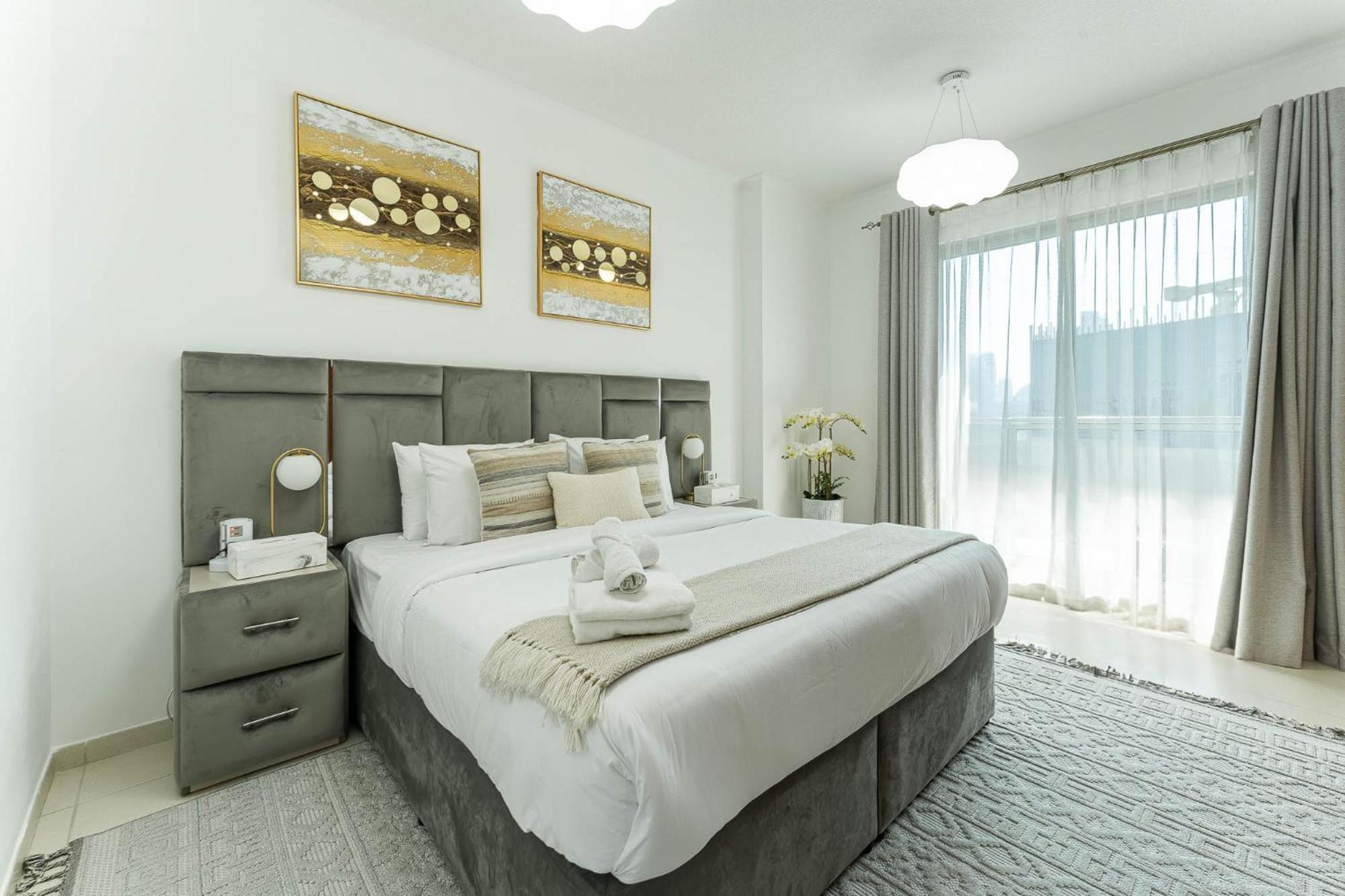 Superb 1-bedroom With Full Burj Khalifa View - 5-min Walk To Mall Dubai