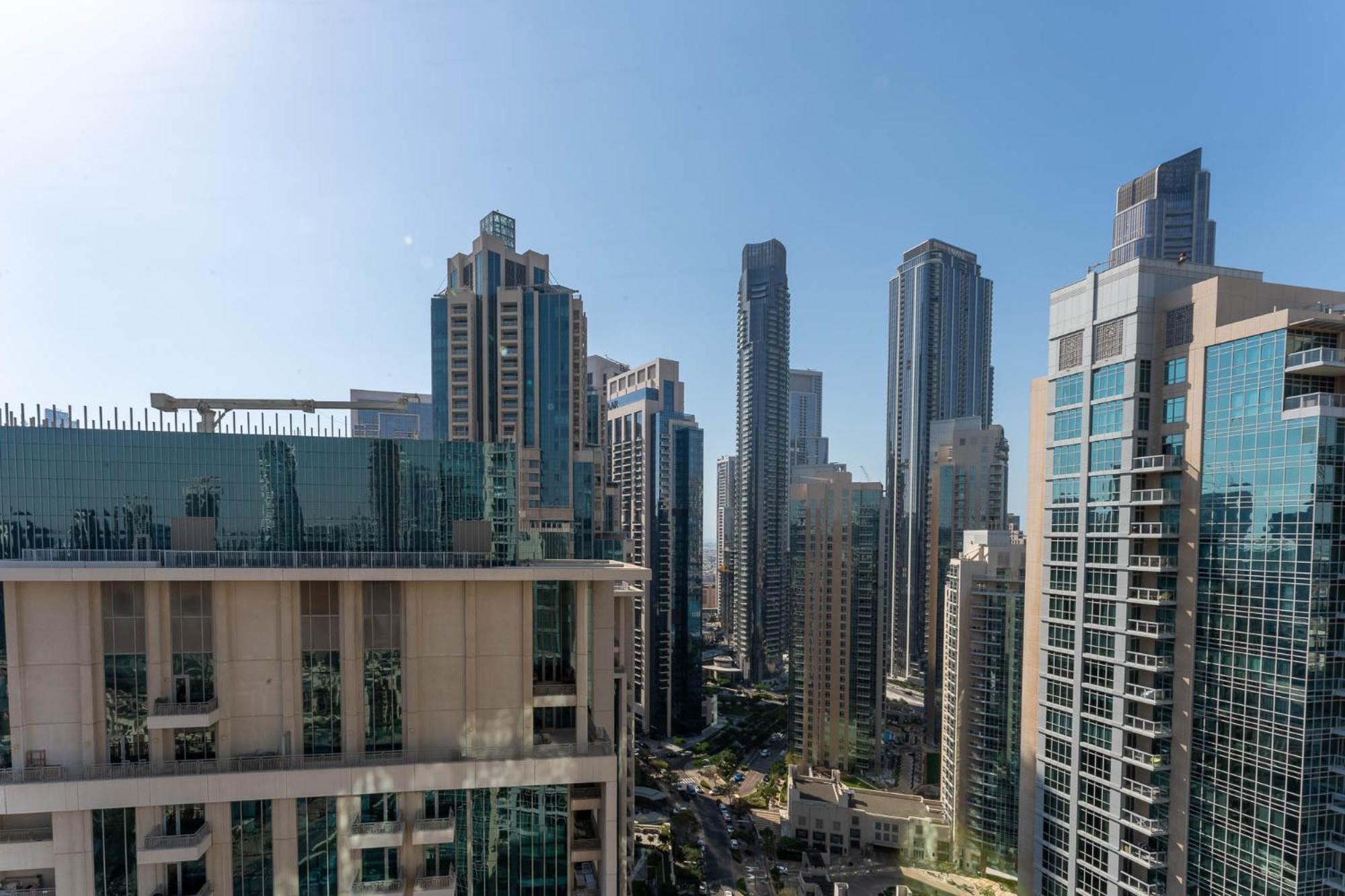 Apartment Superb 1-bedroom With Full Burj Khalifa View - 5-min Walk To Mall