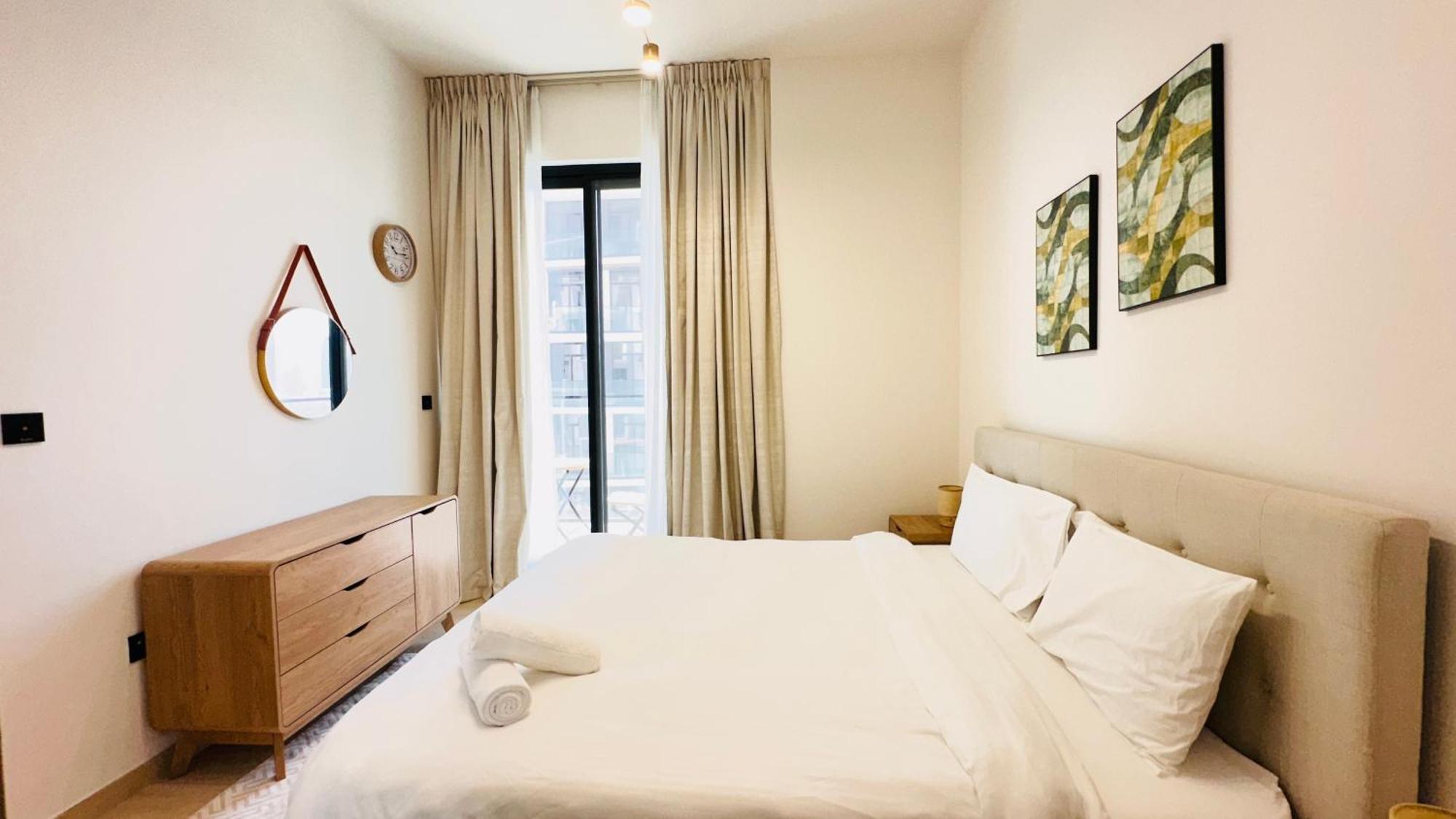 Oyo 1288 Fully Furnished 1bed @jvc Dubai