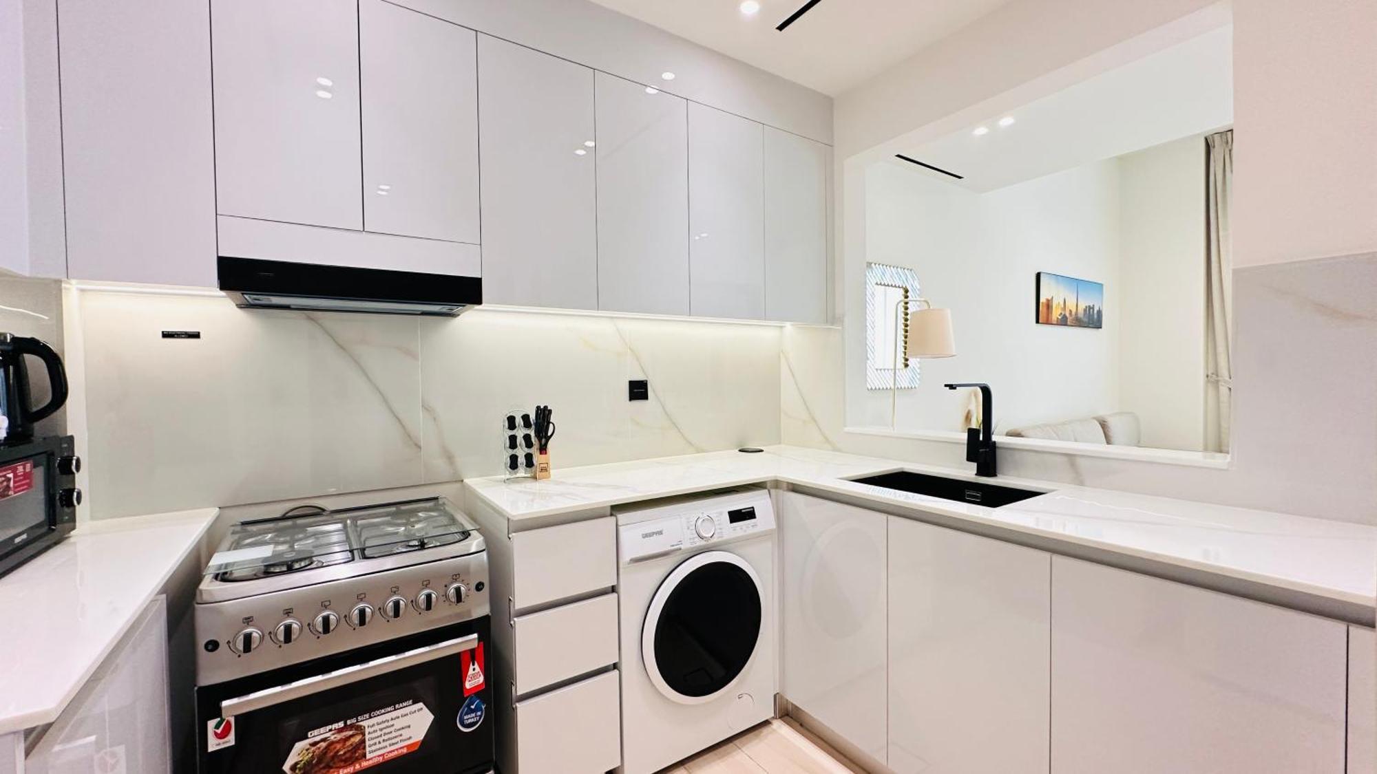 Oyo 1288 Fully Furnished 1bed @jvc Homestay *