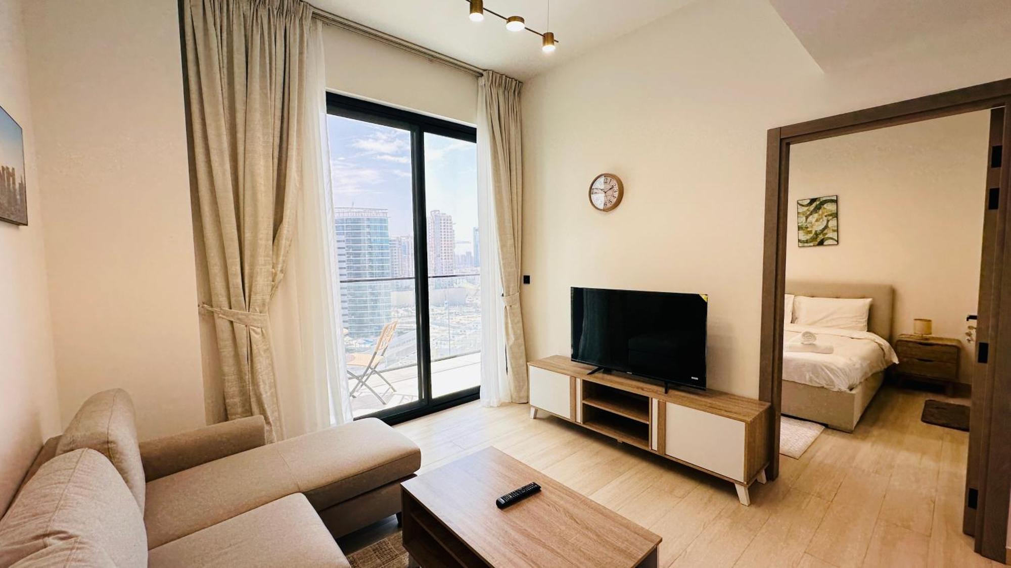 Oyo 1288 Fully Furnished 1bed @jvc *