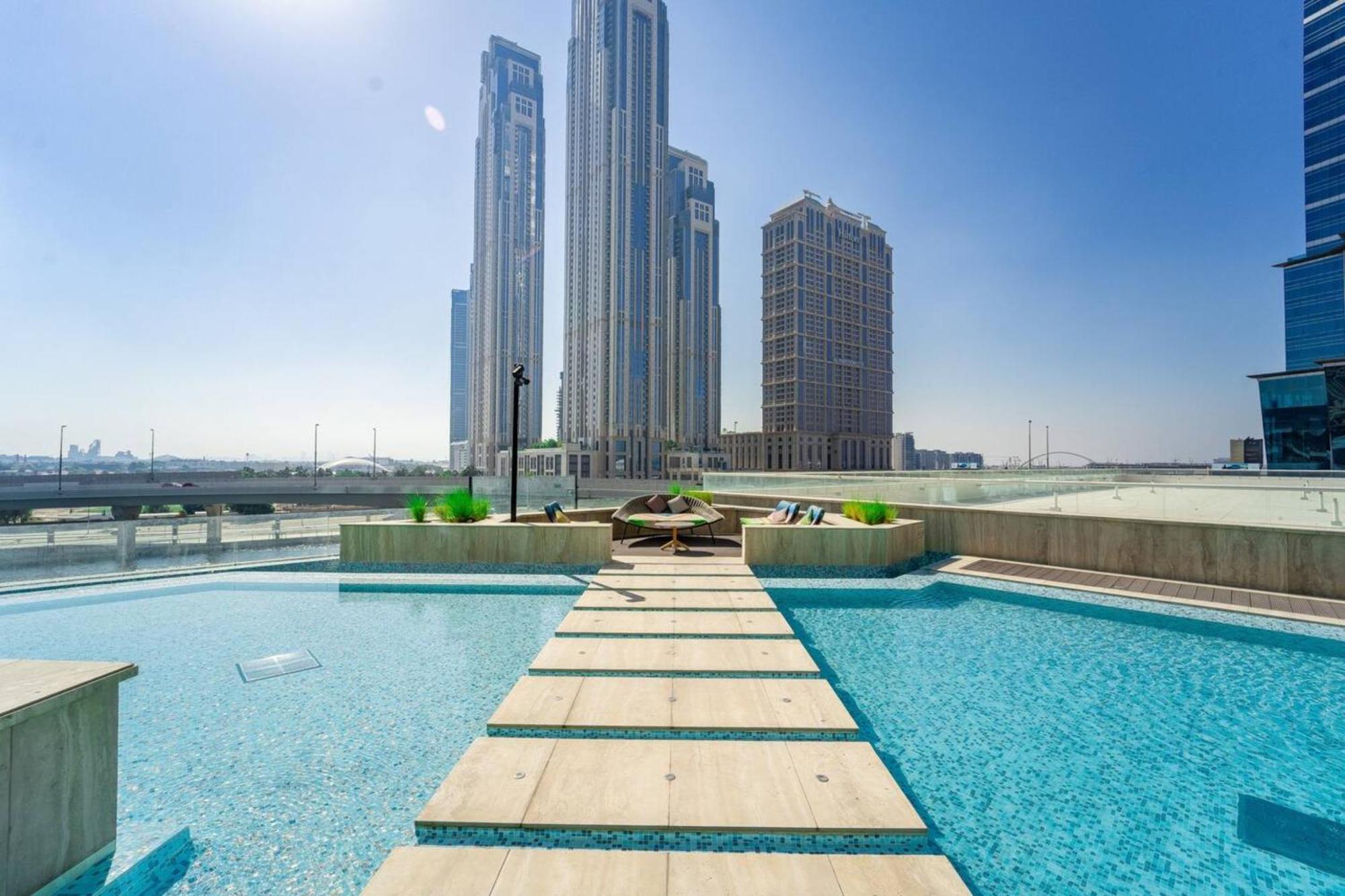 Apartamento Fam Living Contemporary 2br Oasis Waterfront Comfort Close To Downtown *