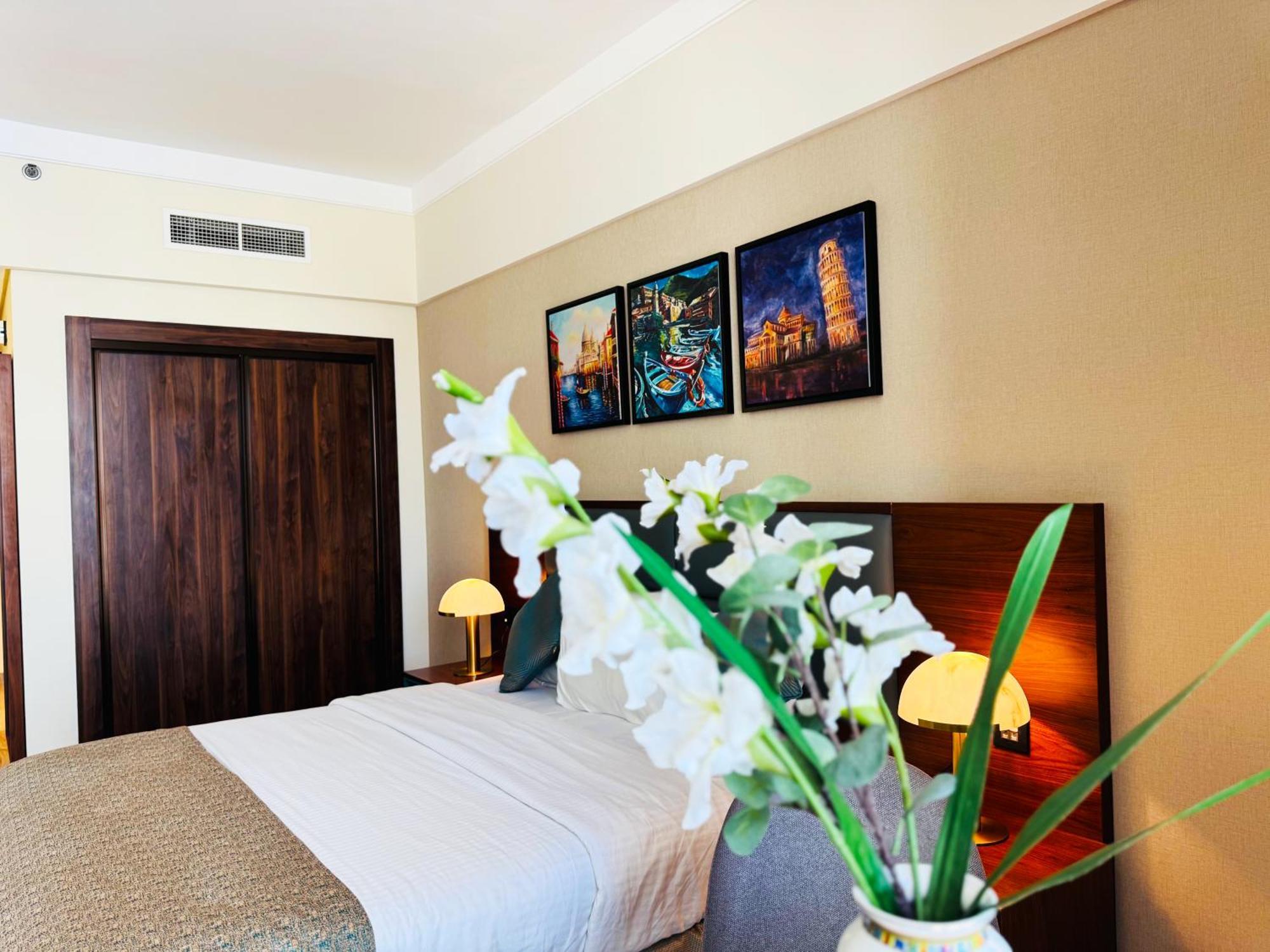 Luxrious L Jvc L At Milano Giovani Apartment Dubai
