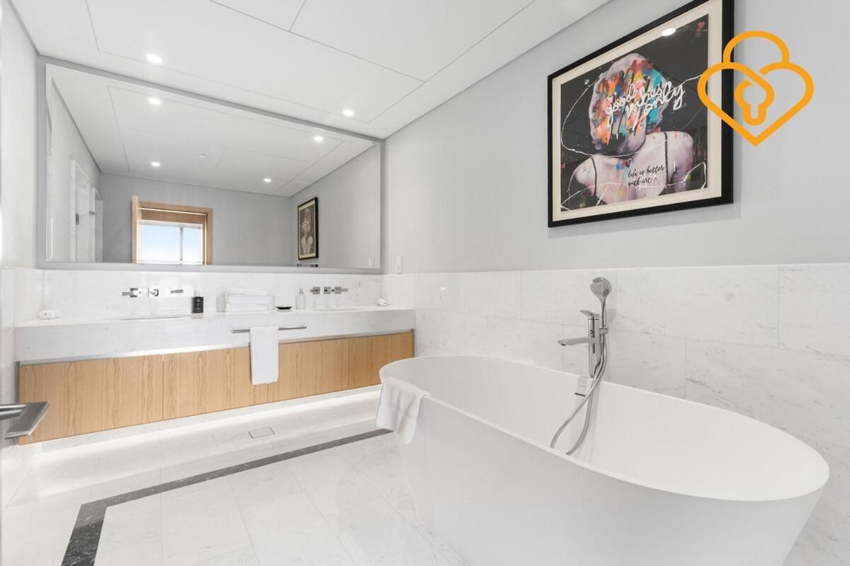 Keysplease Upgraded Interiors Luxury Palm Tower 1 Br Apartment