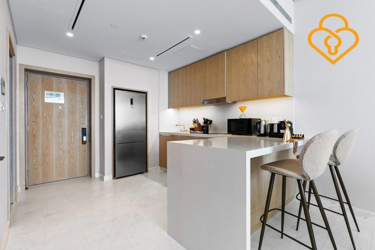 Keysplease Upgraded Interiors Luxury Palm Tower 1 Br Dubai