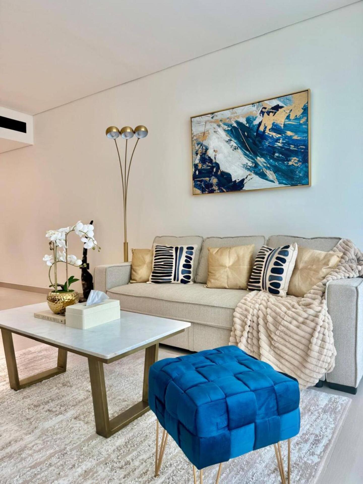 Luxurious And Spacious 1br With Balcony In Jvc Apartment *