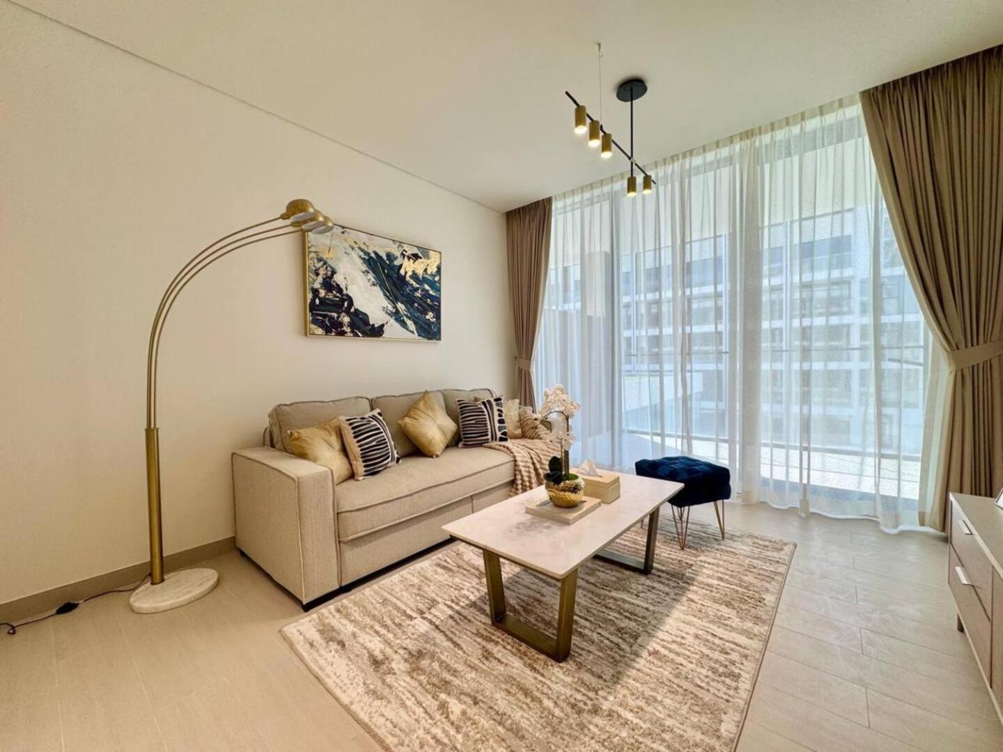 Luxurious And Spacious 1br With Balcony In Jvc
