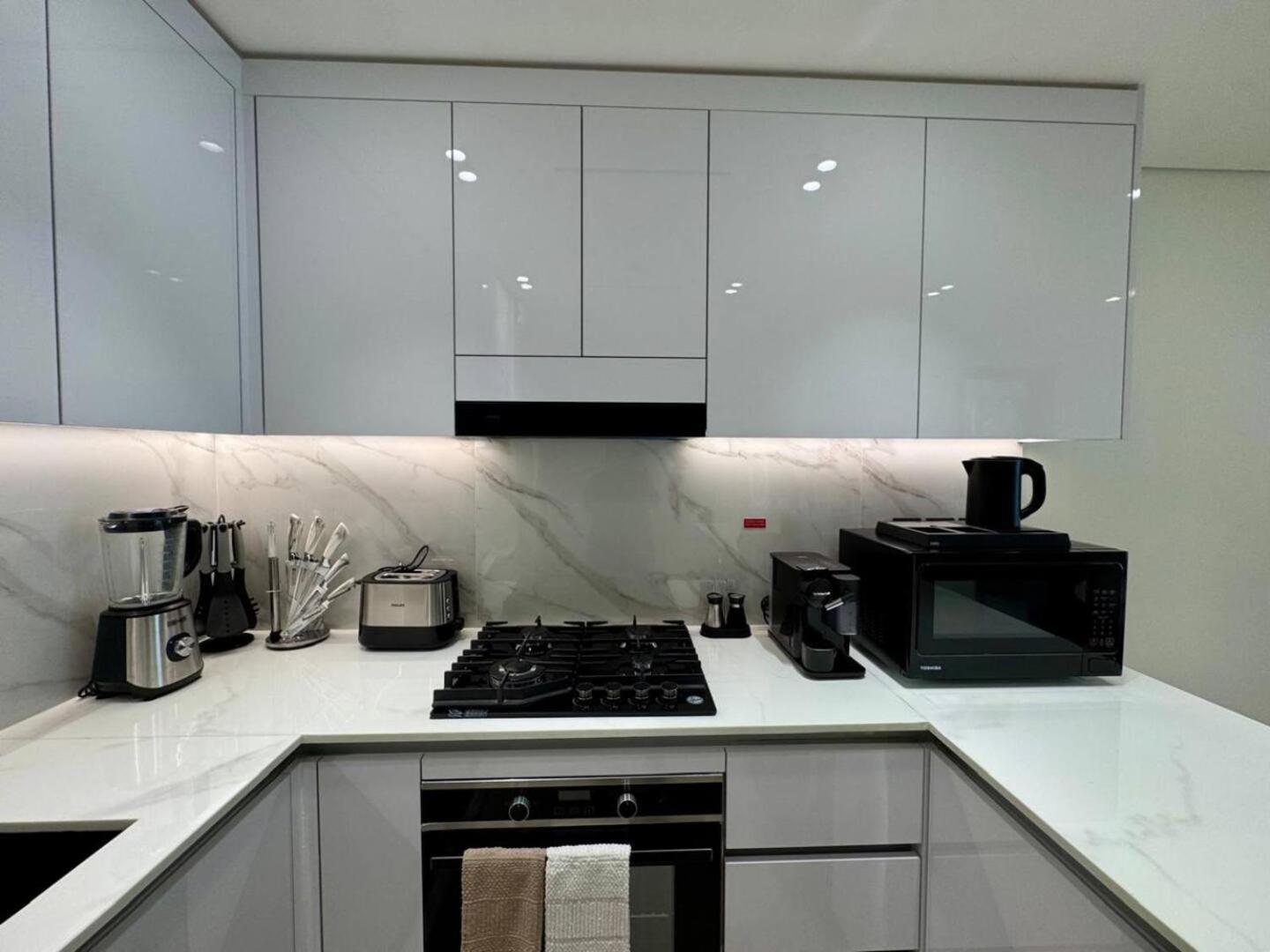 Luxurious And Spacious 1br With Balcony In Jvc * Dubai