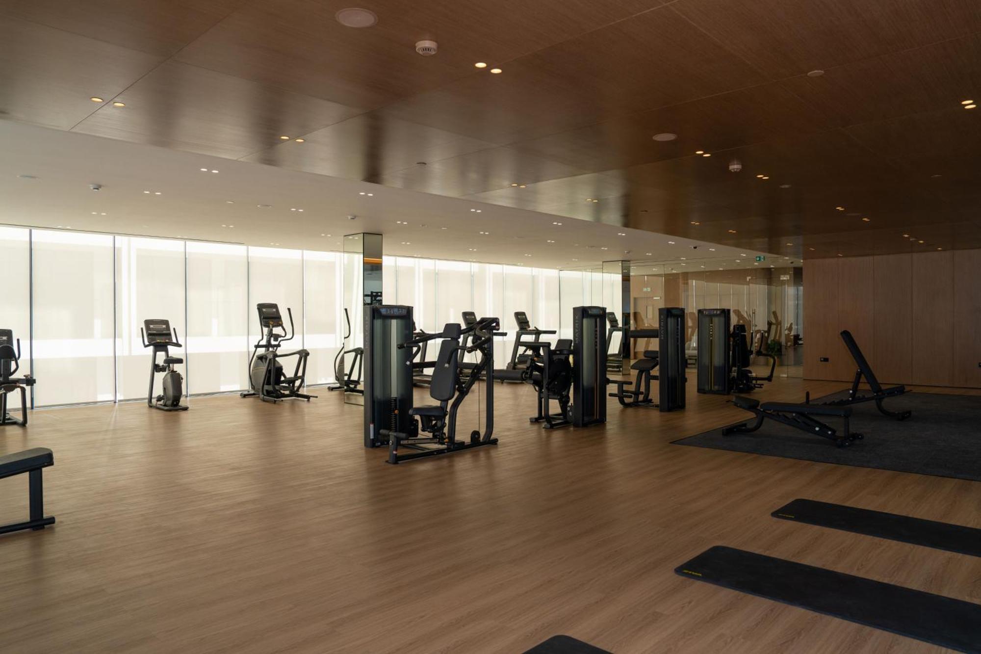 Luxurious And Spacious 1br With Balcony In Jvc Apartment Dubai