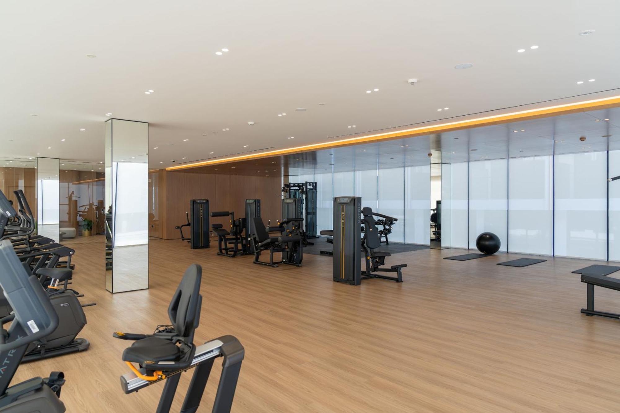 Apartment Luxurious And Spacious 1br With Balcony In Jvc