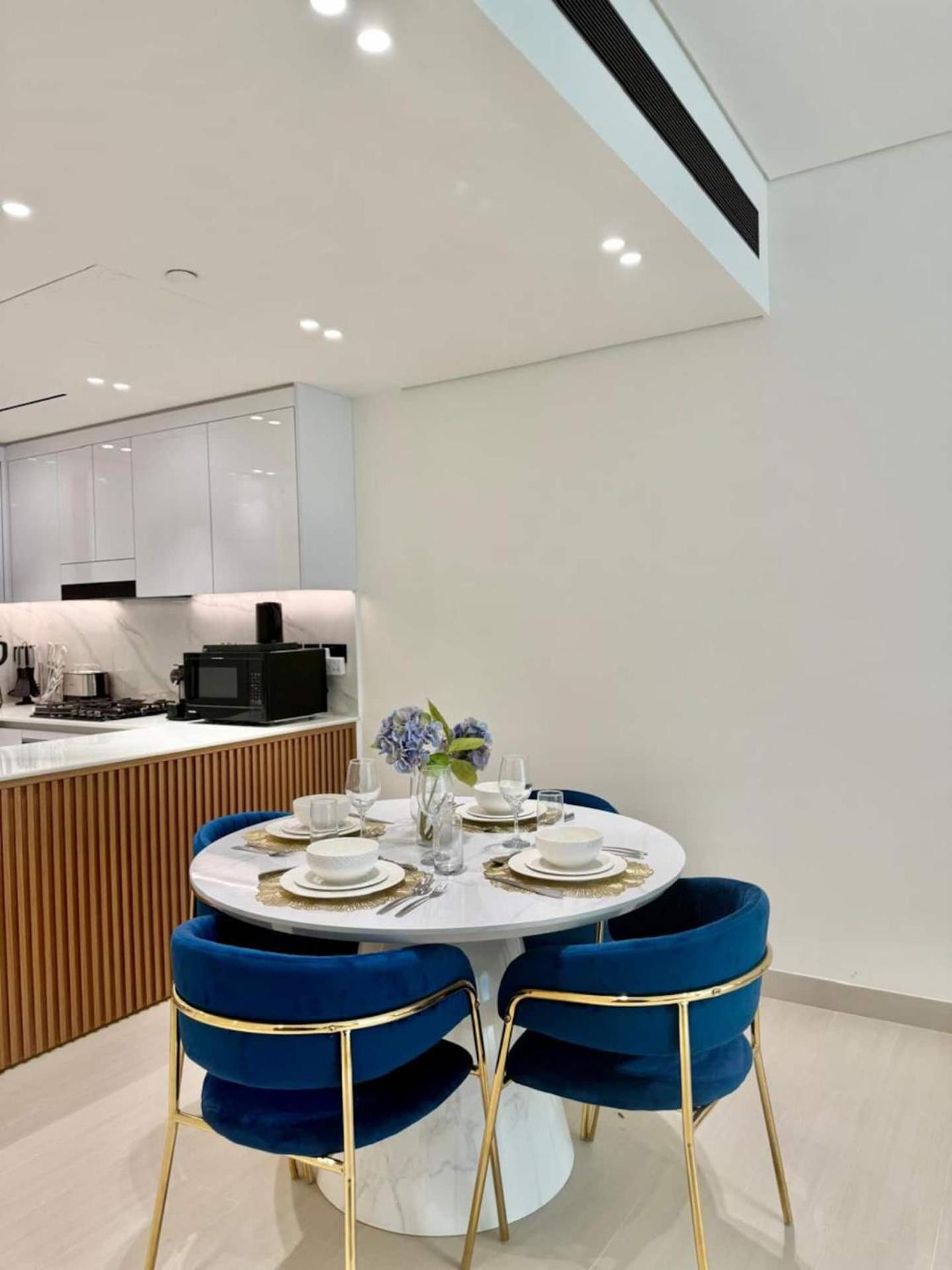Luxurious And Spacious 1br With Balcony In Jvc * Dubai