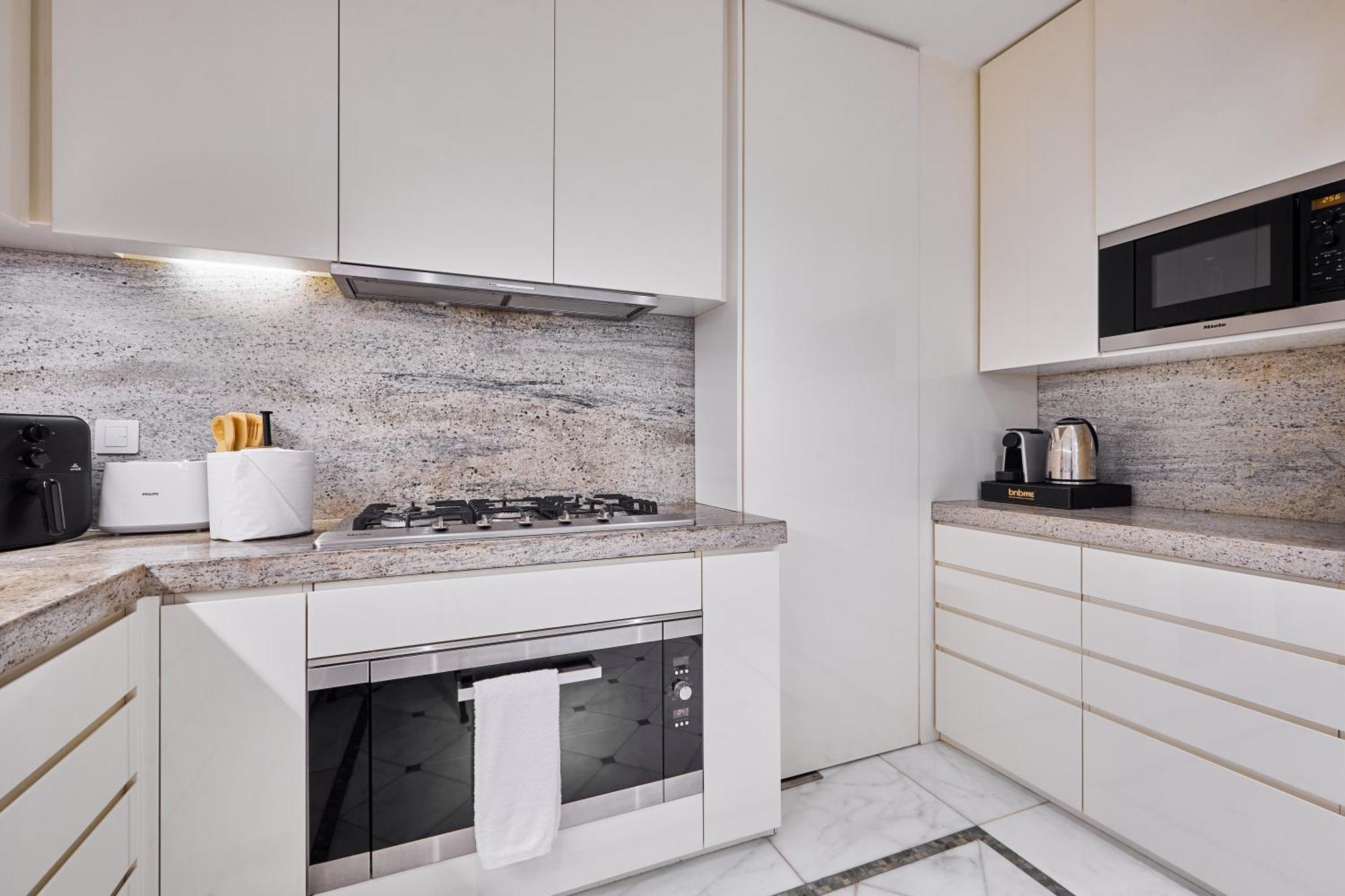 5 Star - 15 Min To Burj Khalifa & Dxb Apartment *